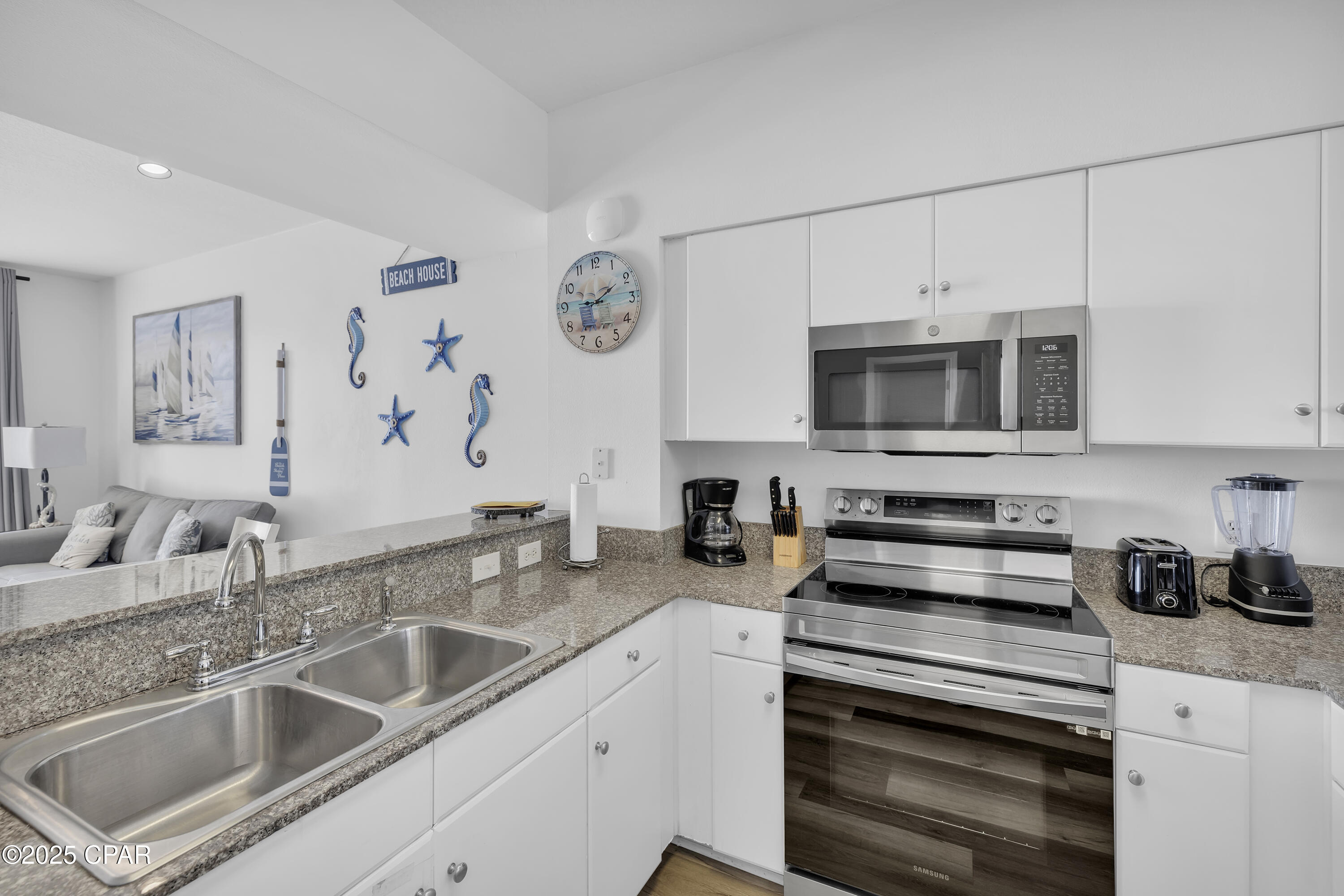 9900 S Thomas Drive #811, Panama City, Florida image 5