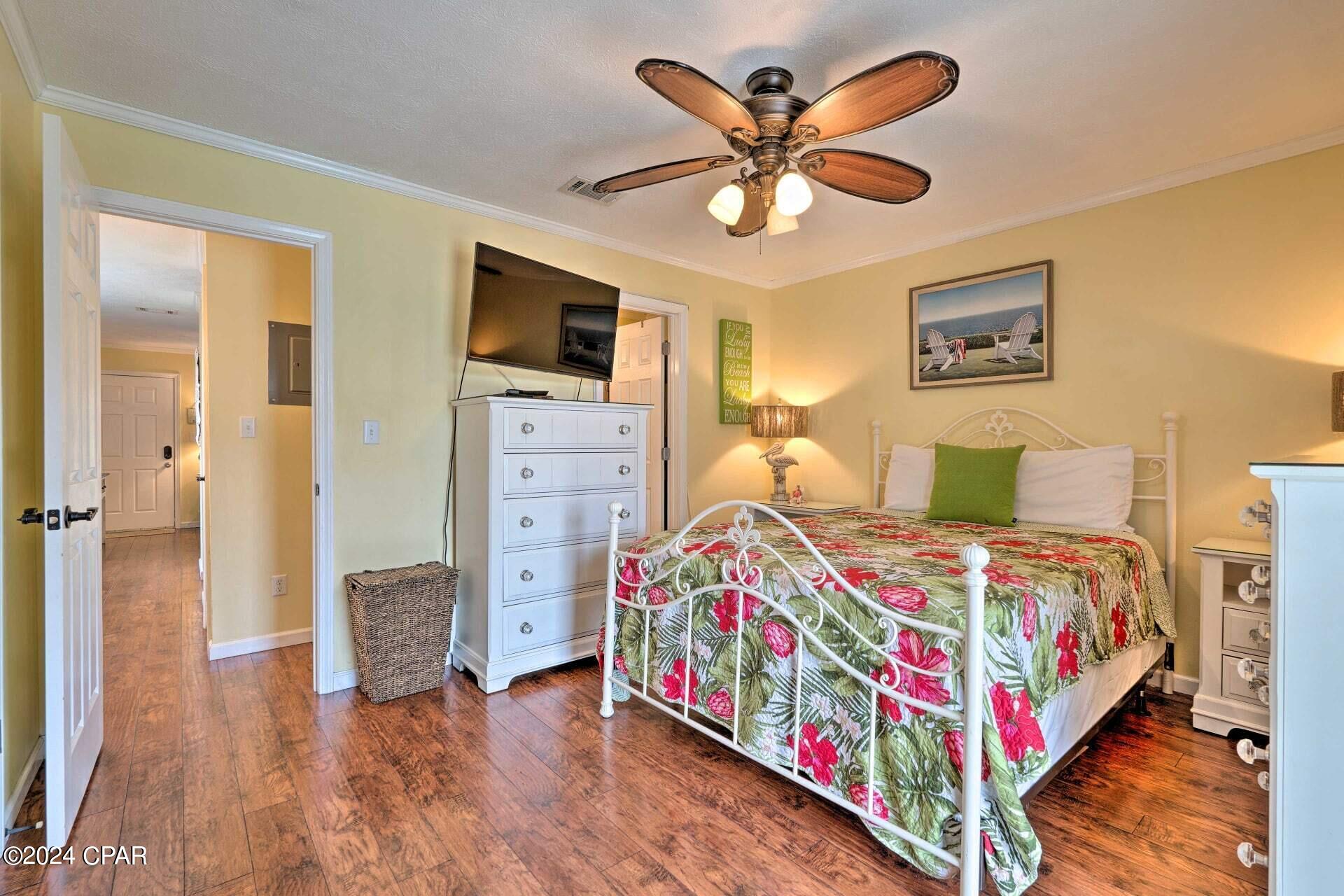Image 12 For 6829 Thomas Drive 405