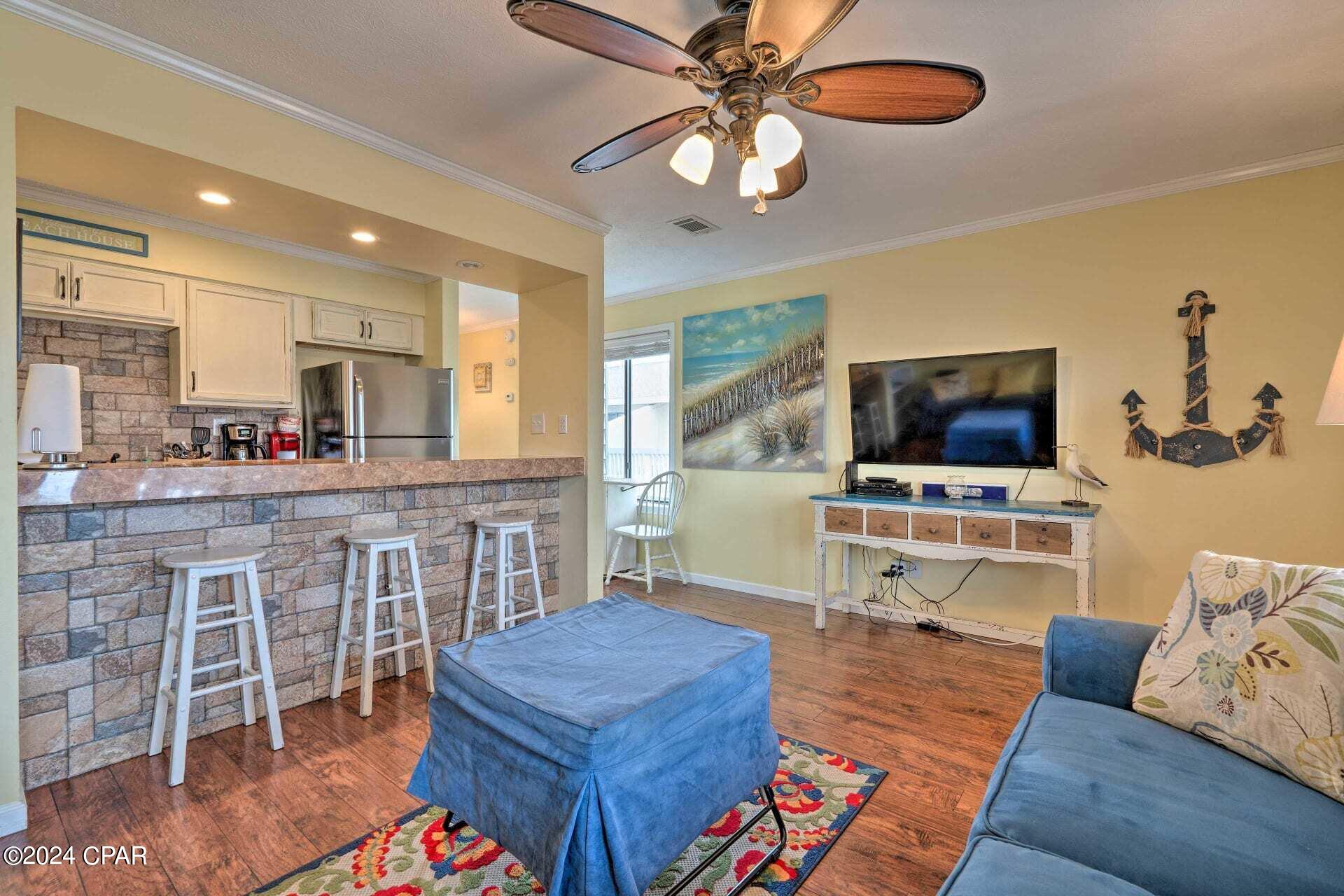 6829 Thomas Drive #405, Panama City, Florida image 6