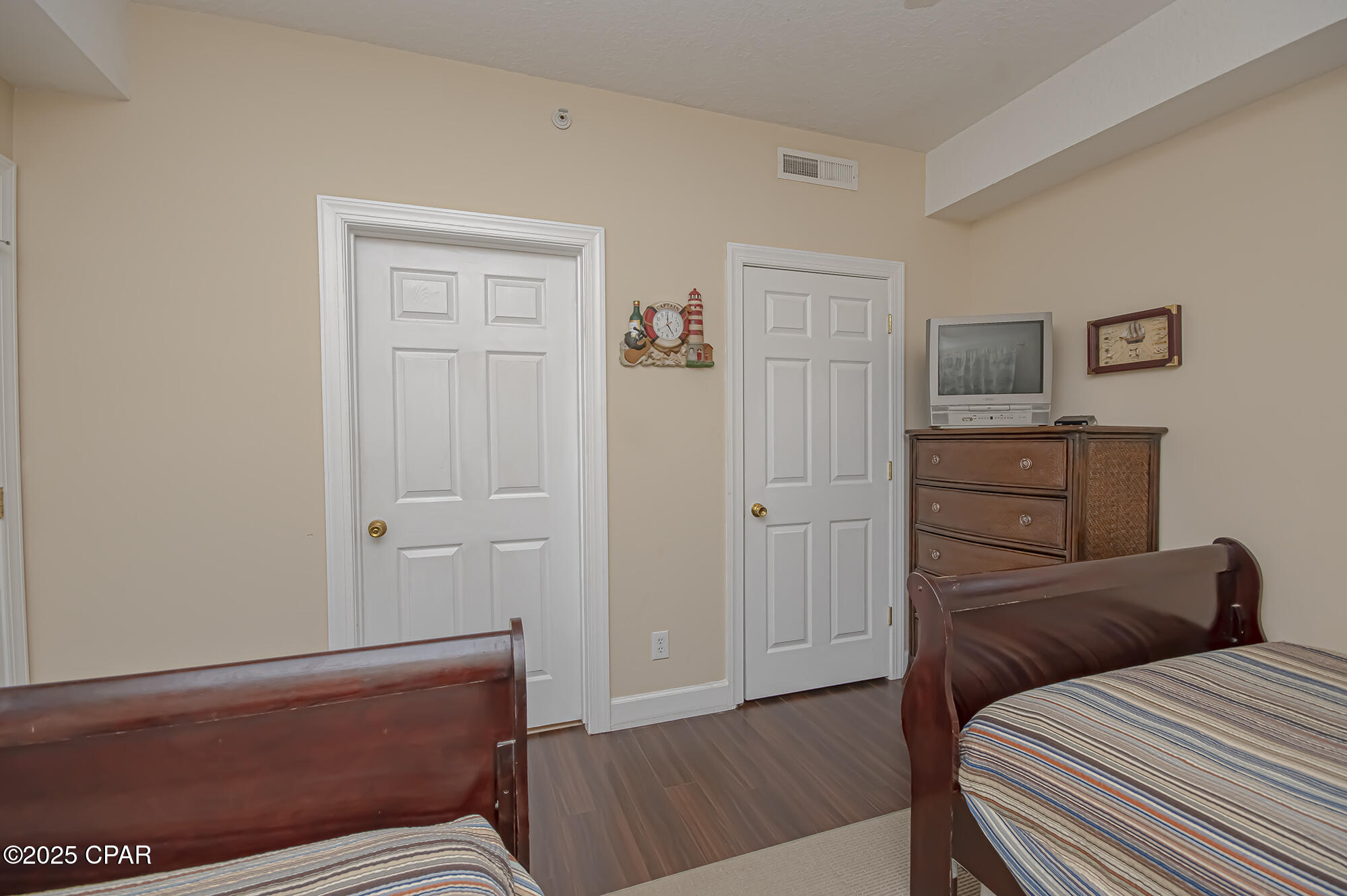 Image 16 For 17545 Front Beach Road 1805