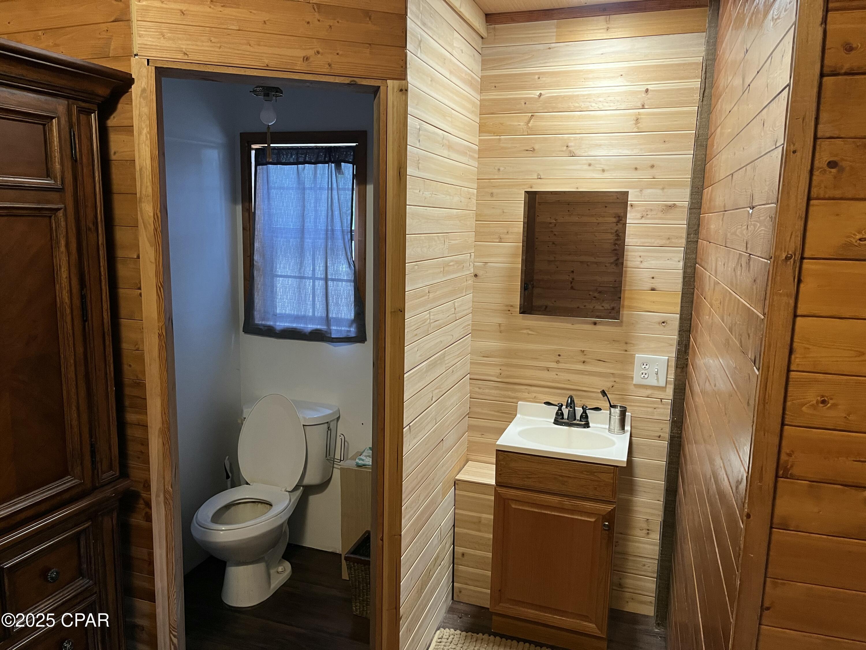 4526 Leisure Lakes Drive, Chipley, Florida image 23