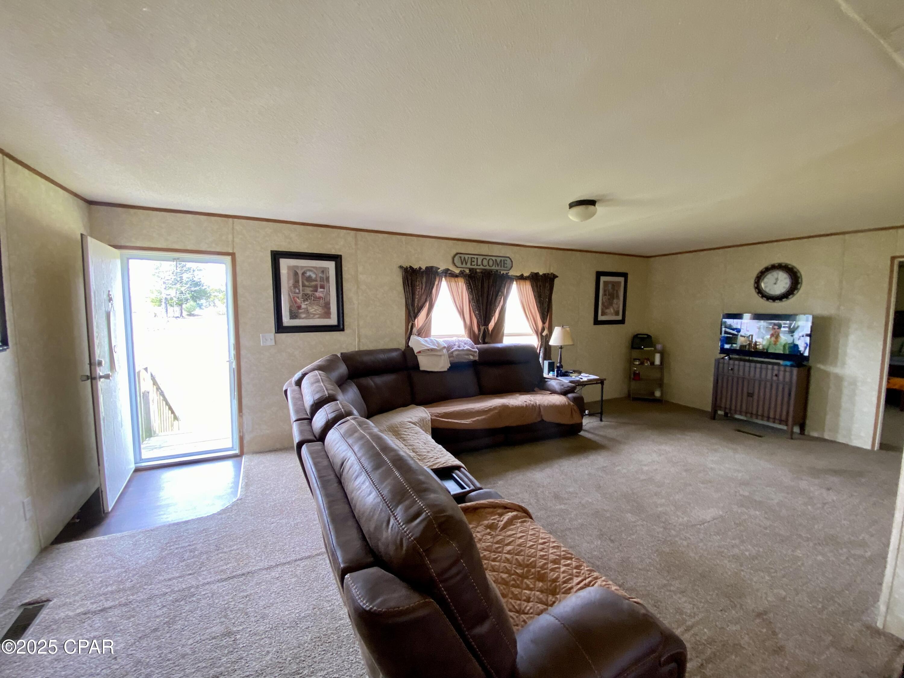 Image 3 For 4107 Willow Pond Road