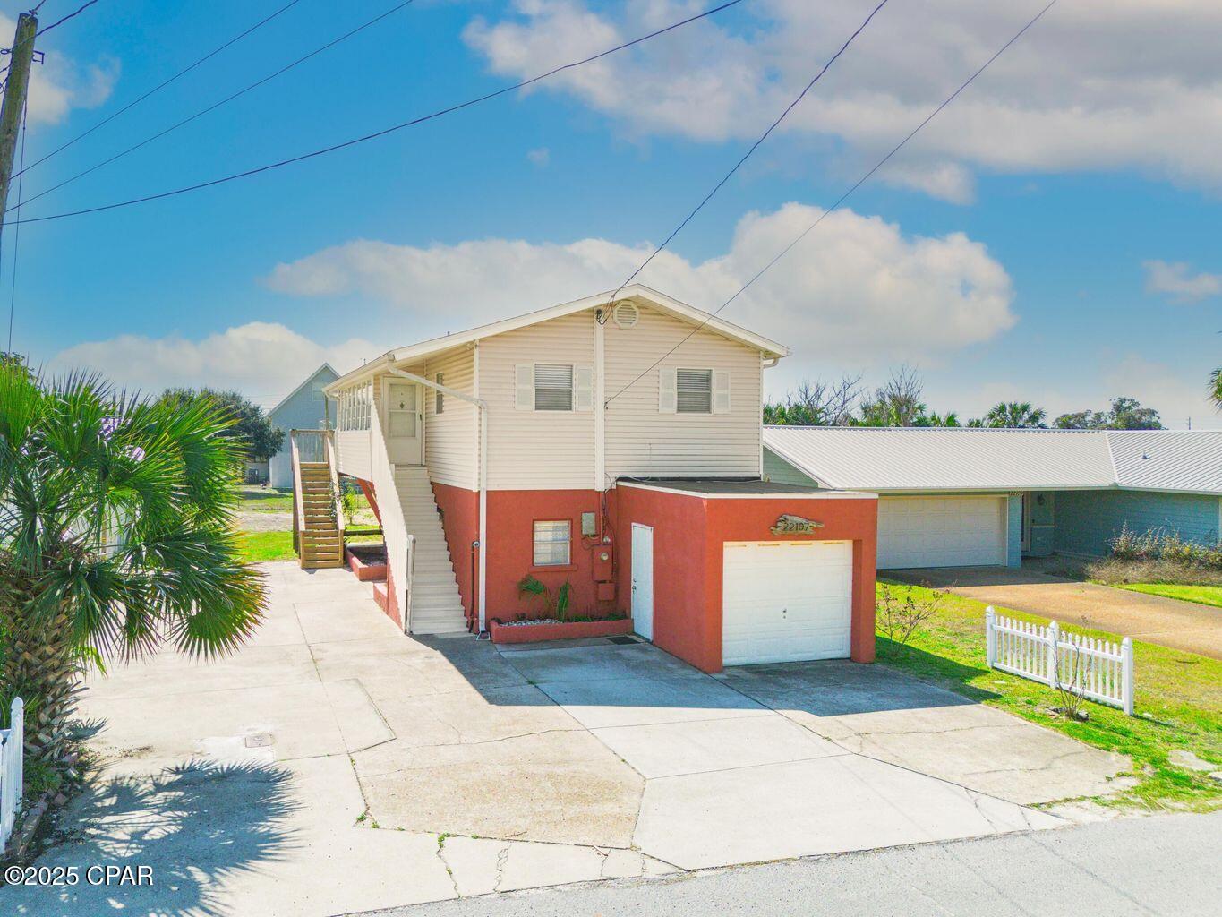Image 3 For 22107 Bataan Avenue