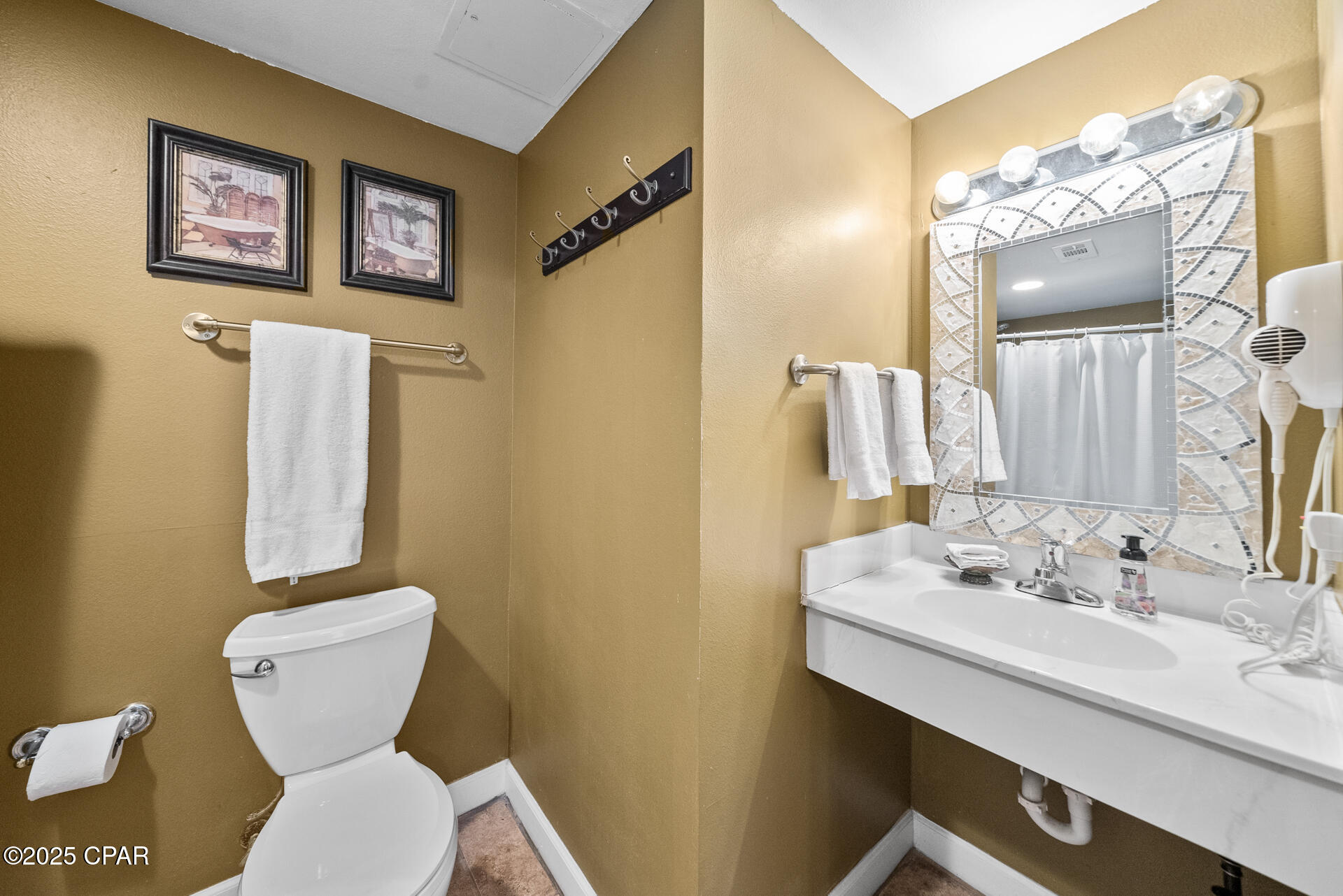 Image 11 For 9900 Thomas Drive 1407