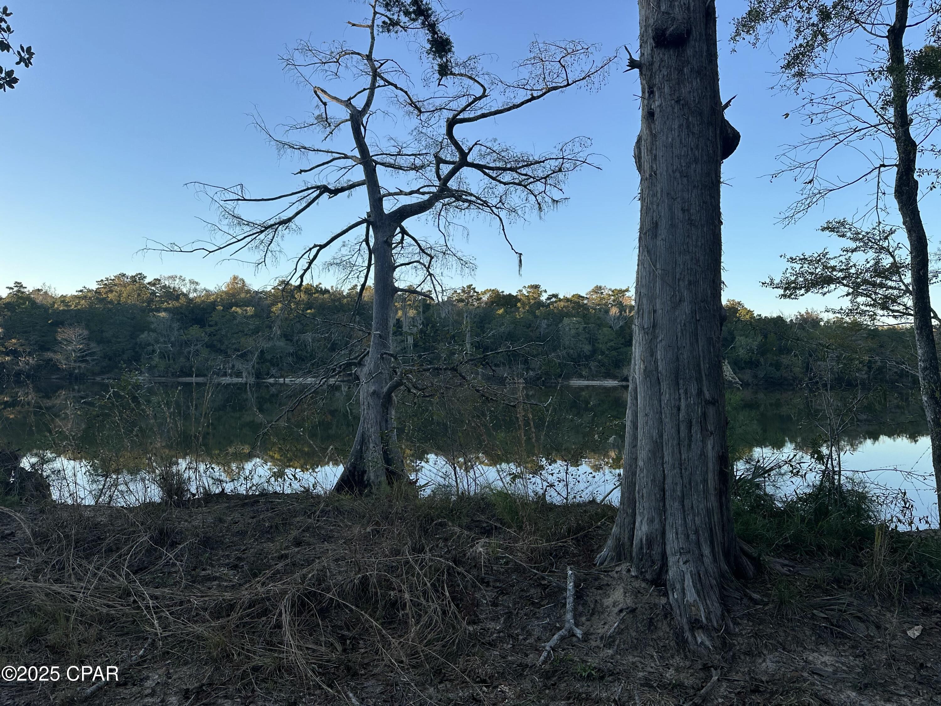 5730 Strickland, Ebro, Florida image 4