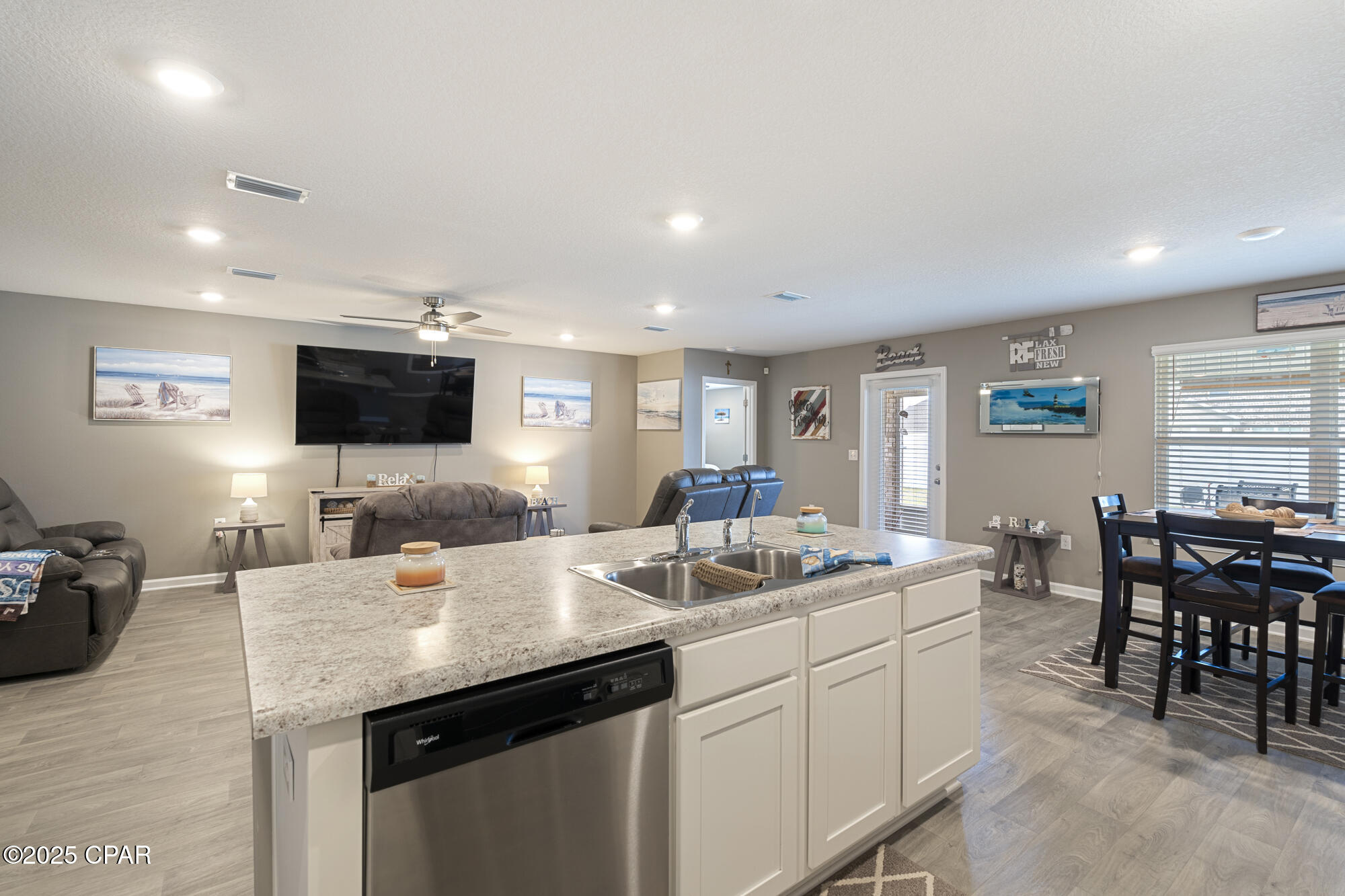 110 Spikes Circle, Southport, Florida image 15