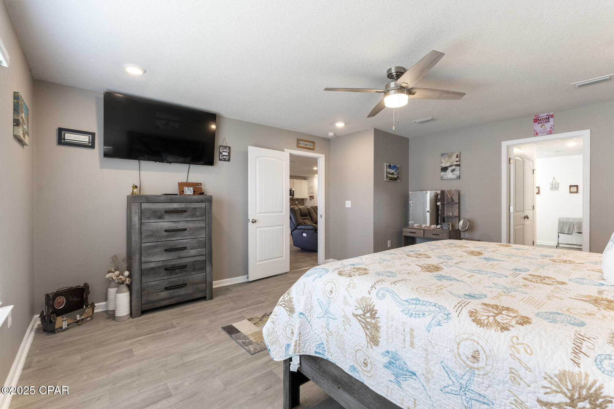 110 Spikes Circle, Southport, Florida image 24