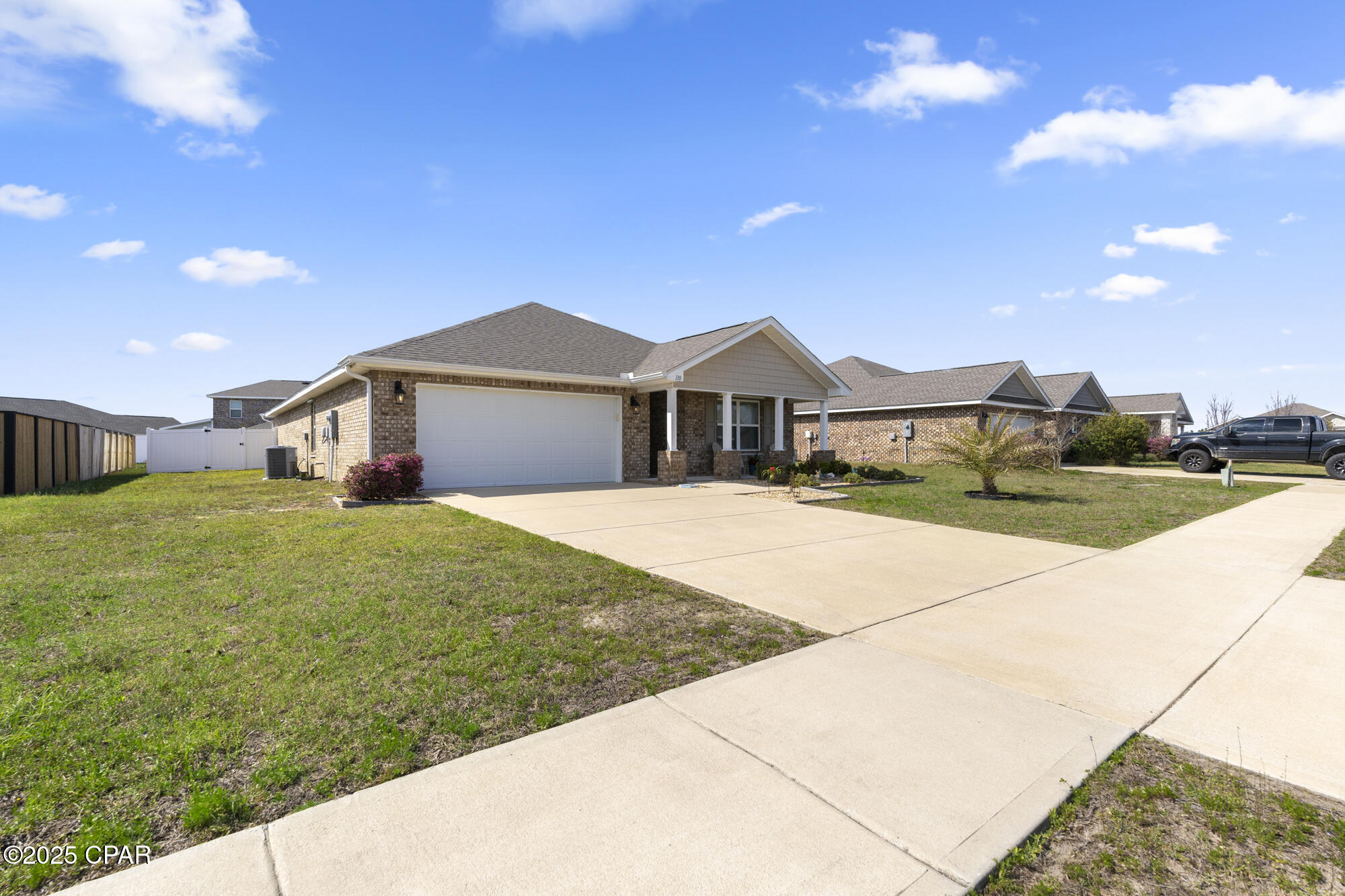 110 Spikes Circle, Southport, Florida image 3