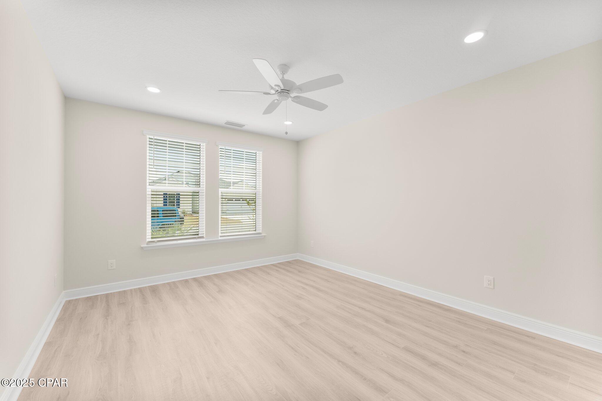 Image 30 For 8925 Gypsy Palace Court