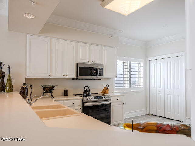 Image 13 For 8601 Surf Drive 6w