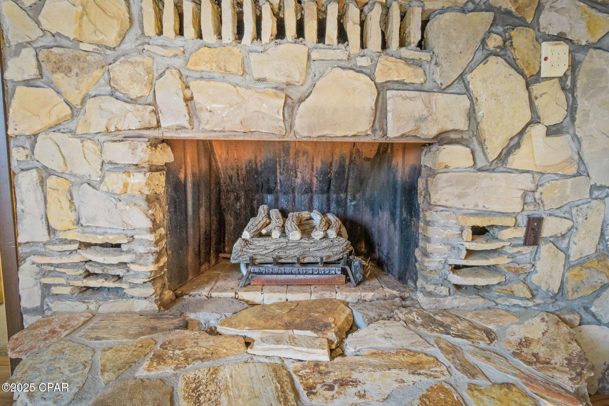 Image 10 For 1370 Jackson Avenue