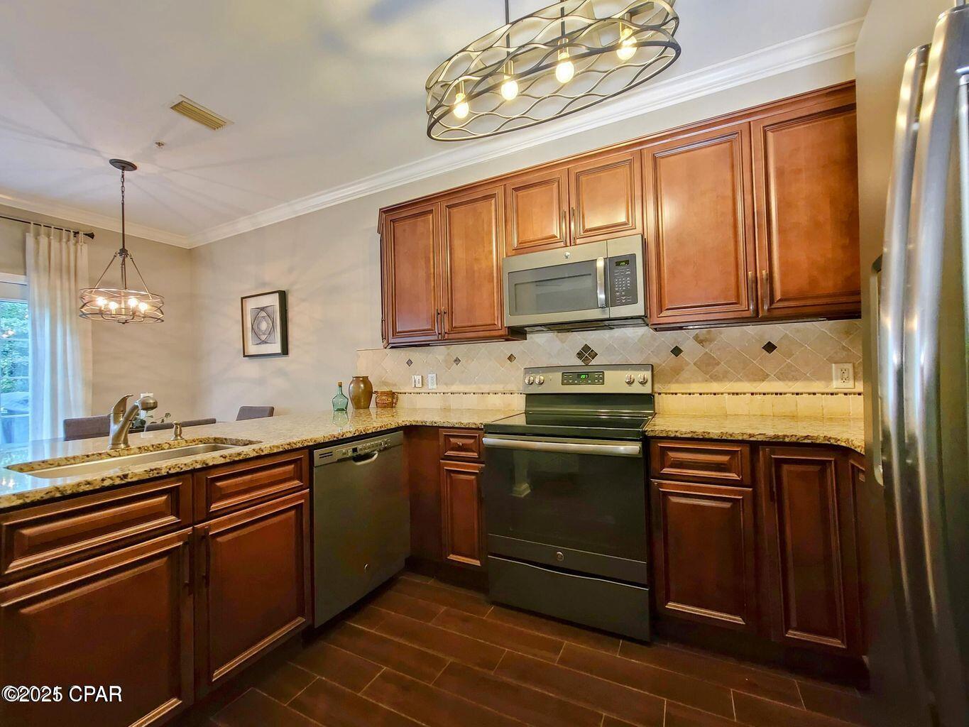 1860 Annabellas Drive, Panama City Beach, Florida image 9