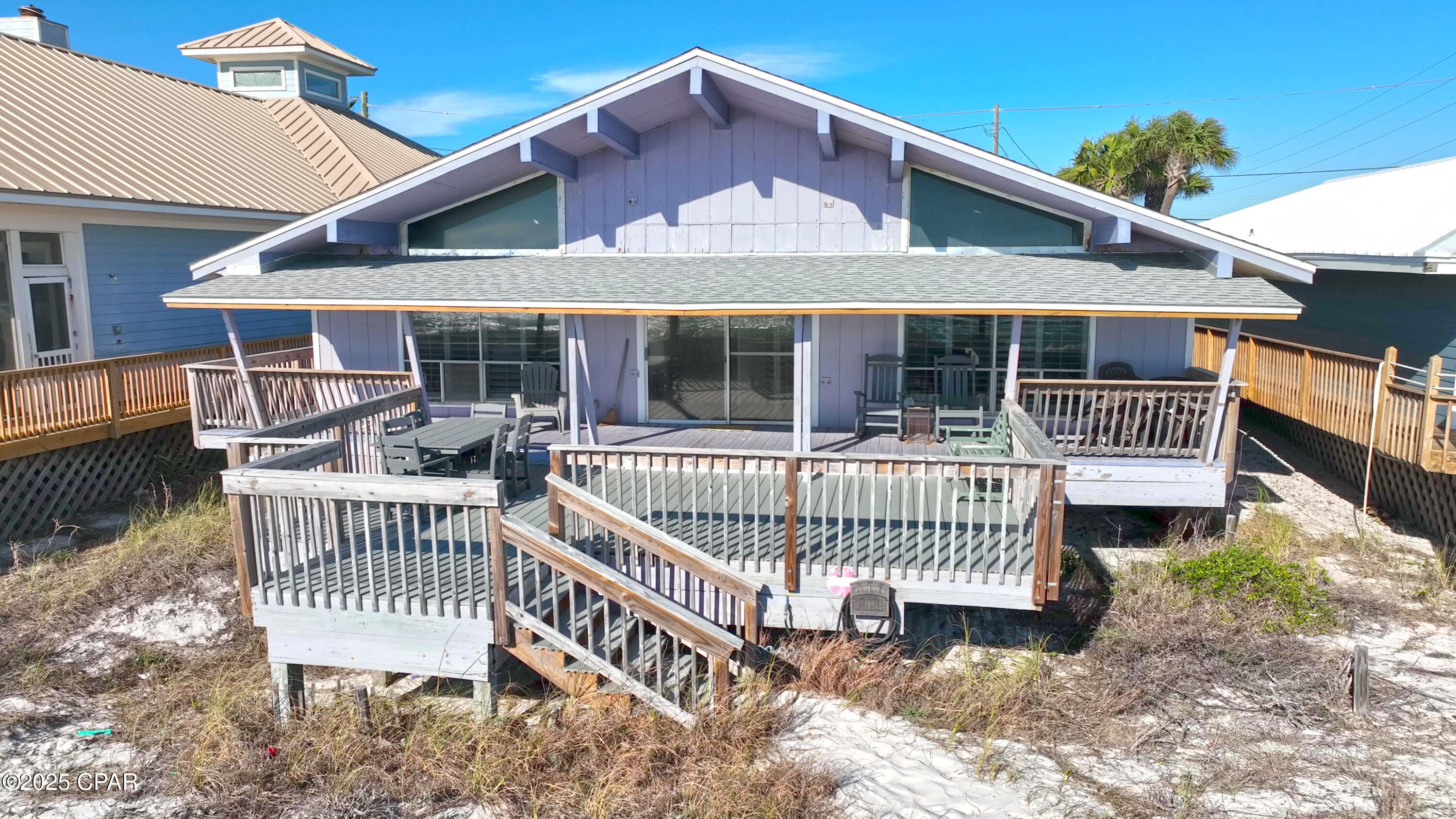 Image 3 For 5203 Gulf Drive