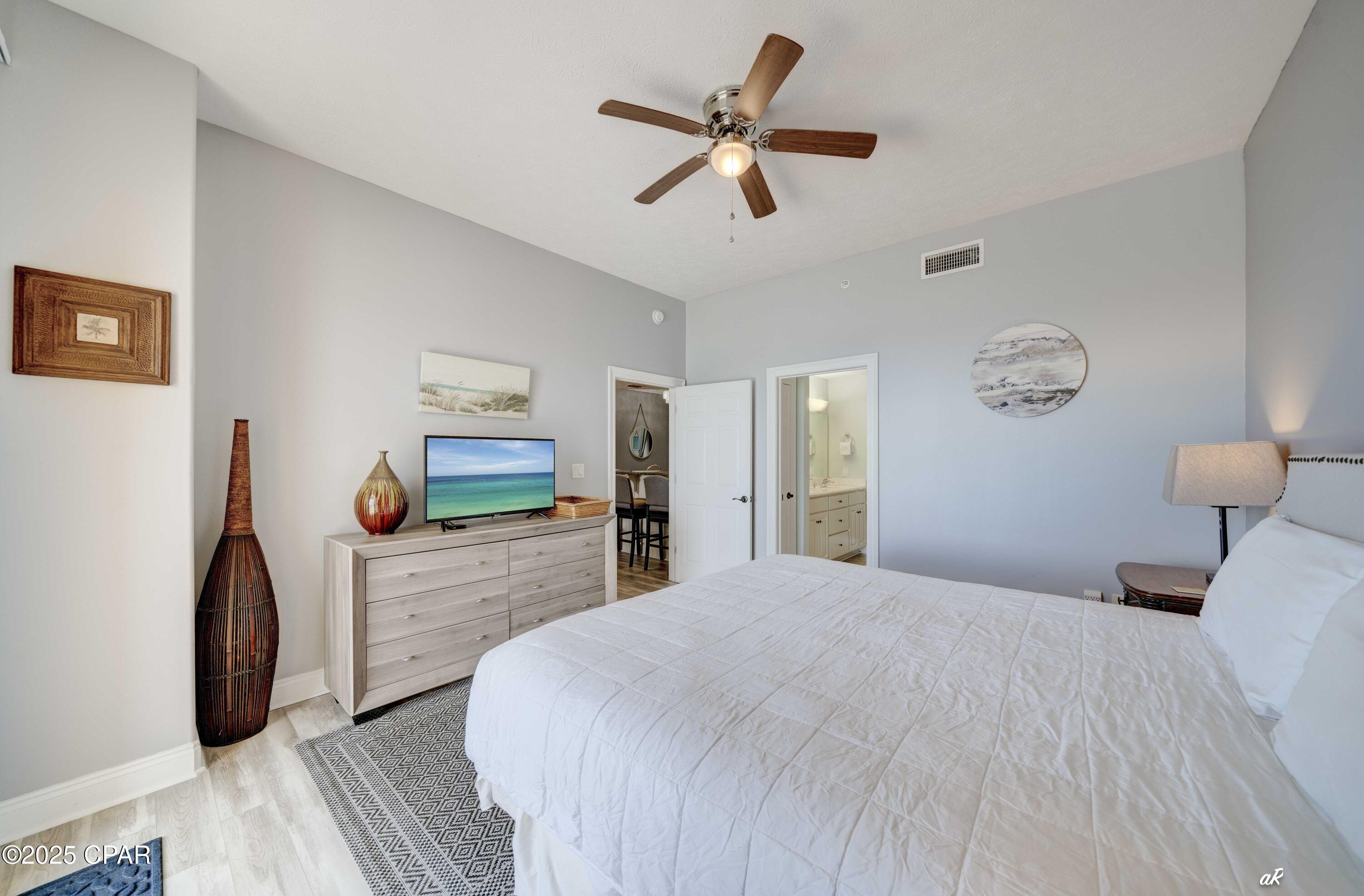 Image 9 For 5004 Thomas Drive 408
