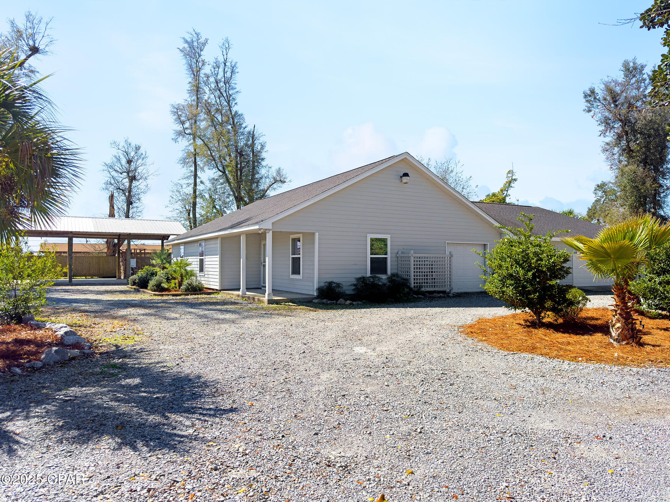 Listing photo id 1 for 5112 Kendrick Street
