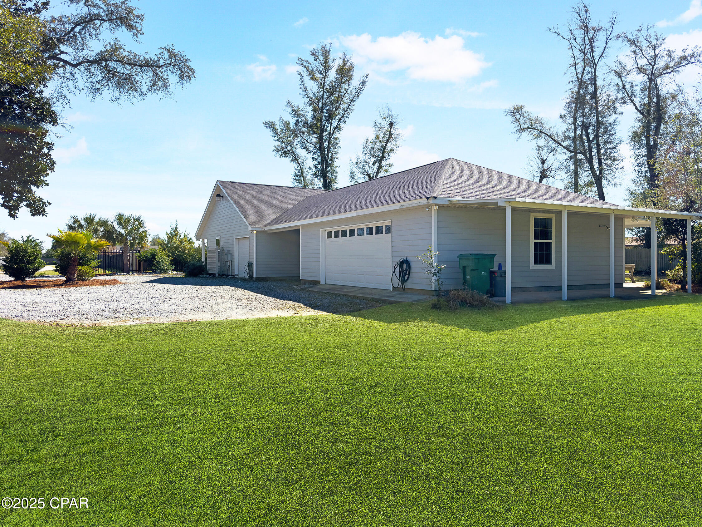 Listing photo id 2 for 5112 Kendrick Street
