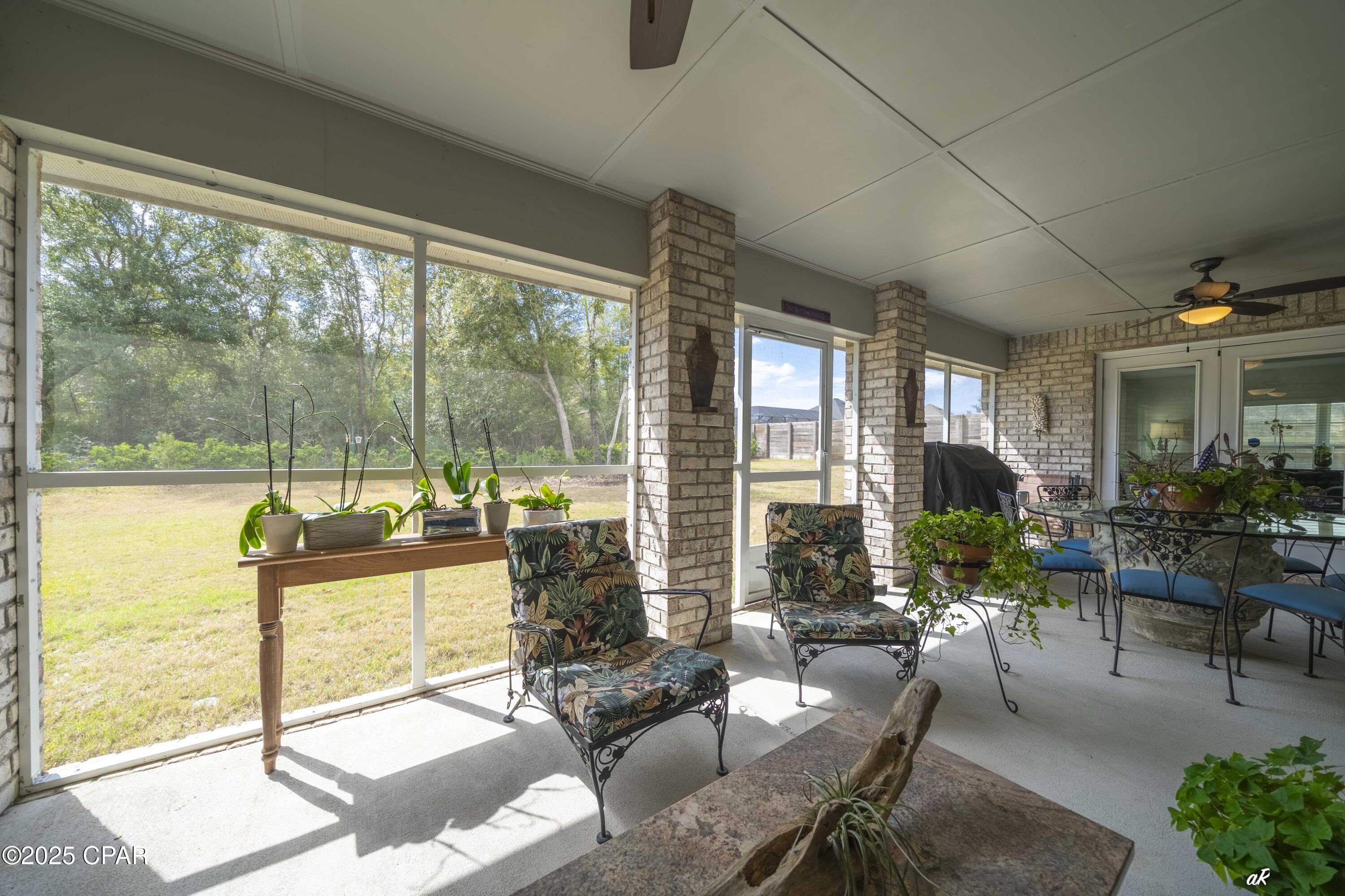 Image 26 For 160 Lake Merial Boulevard