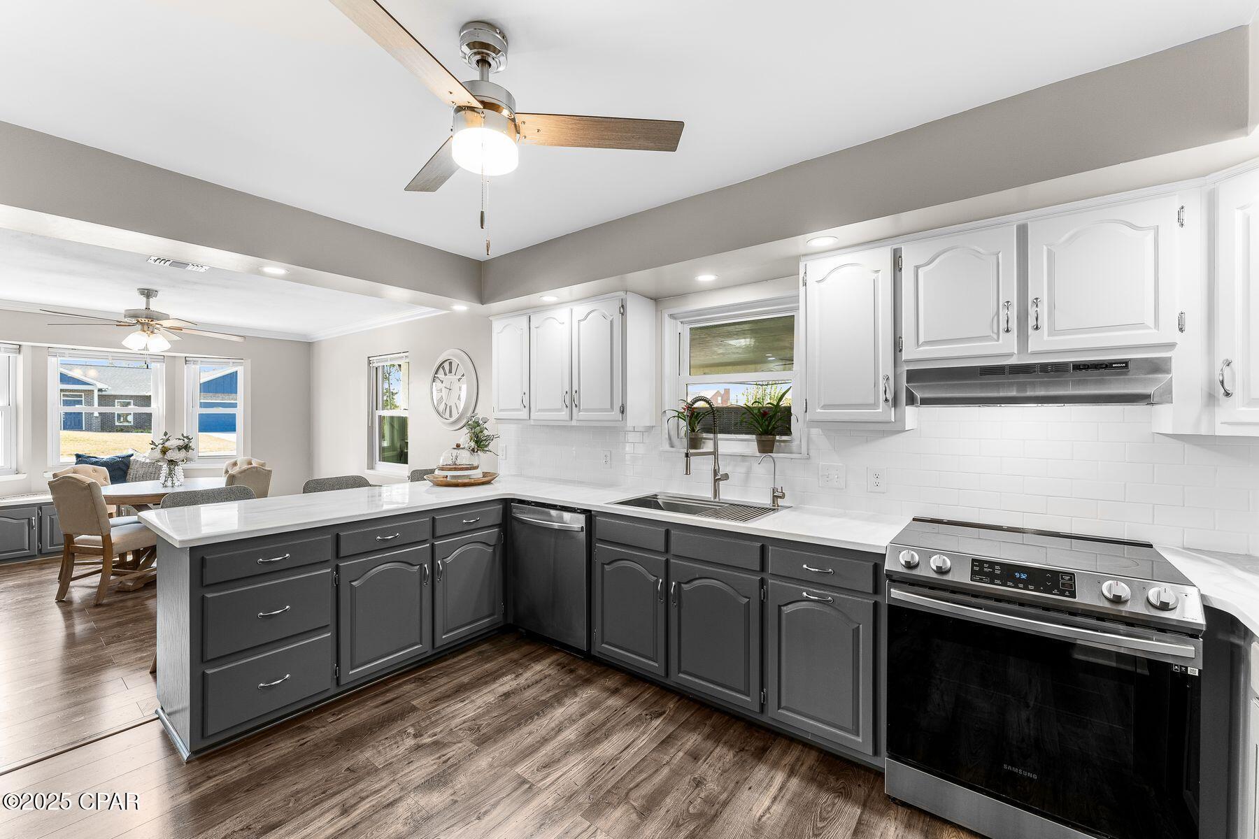 2301 Lee Street, Lynn Haven, Florida image 6