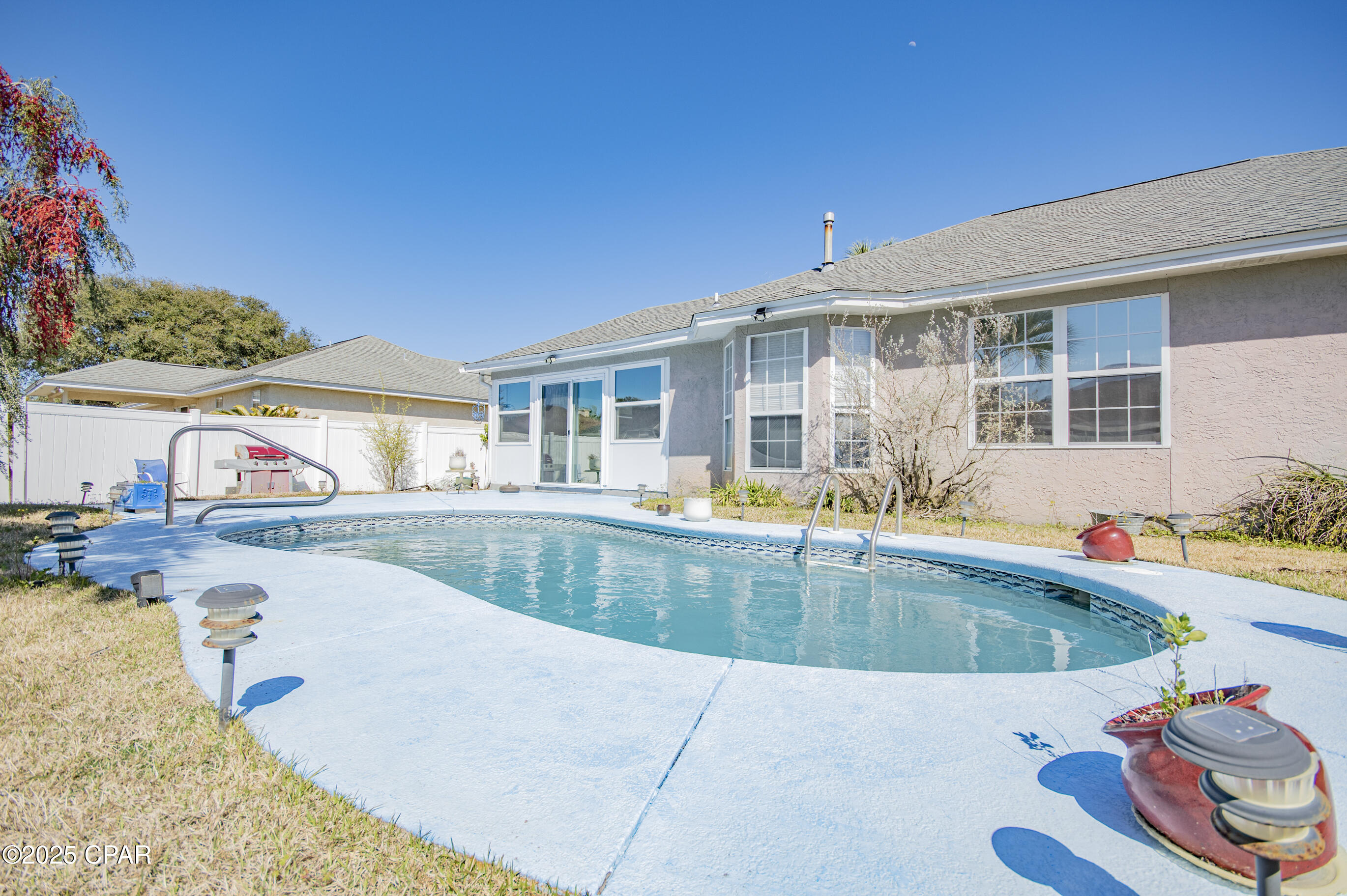 Image 3 For 112 Leeward Way