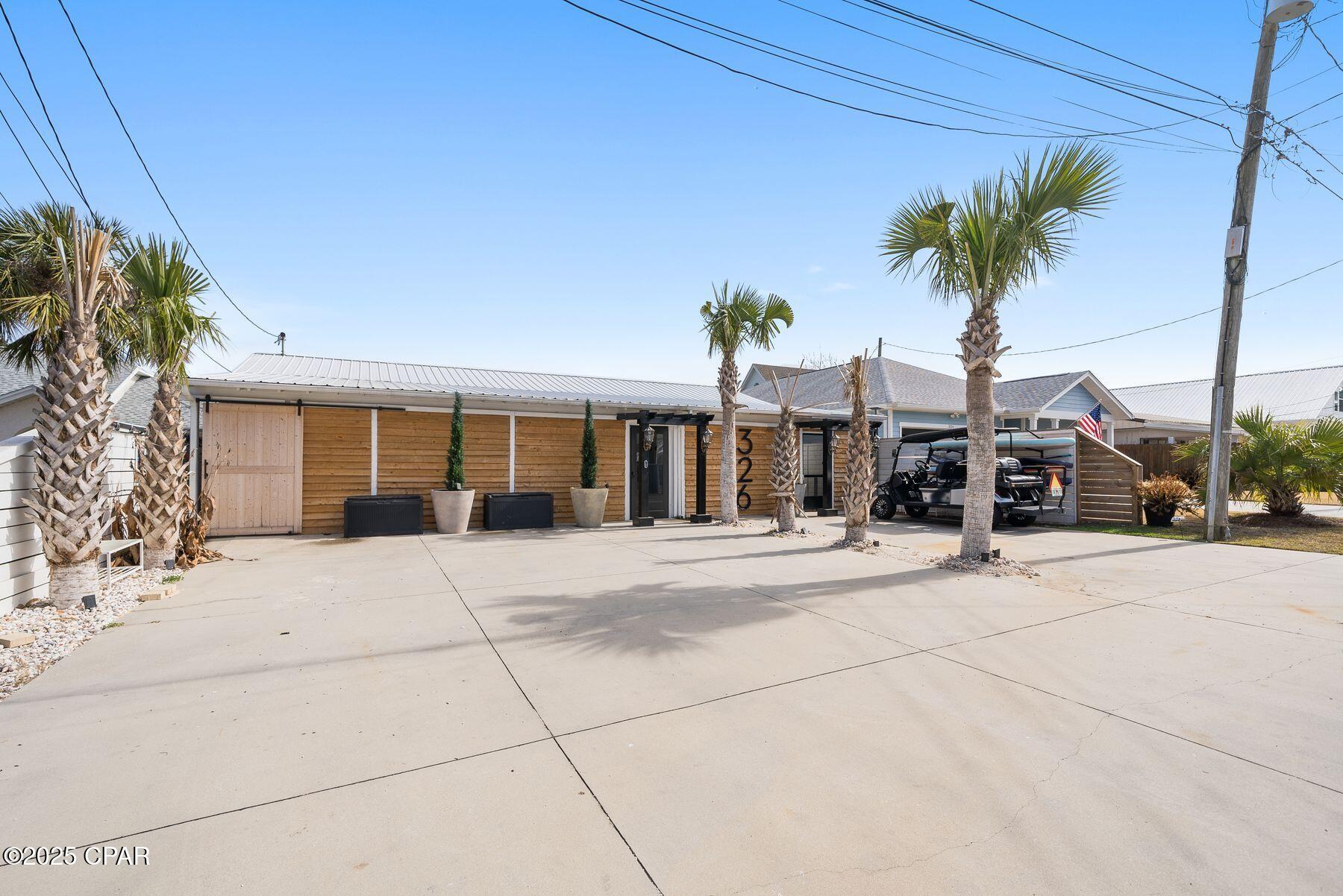 Image 21 For 327 Derondo Street & 326 Tana
