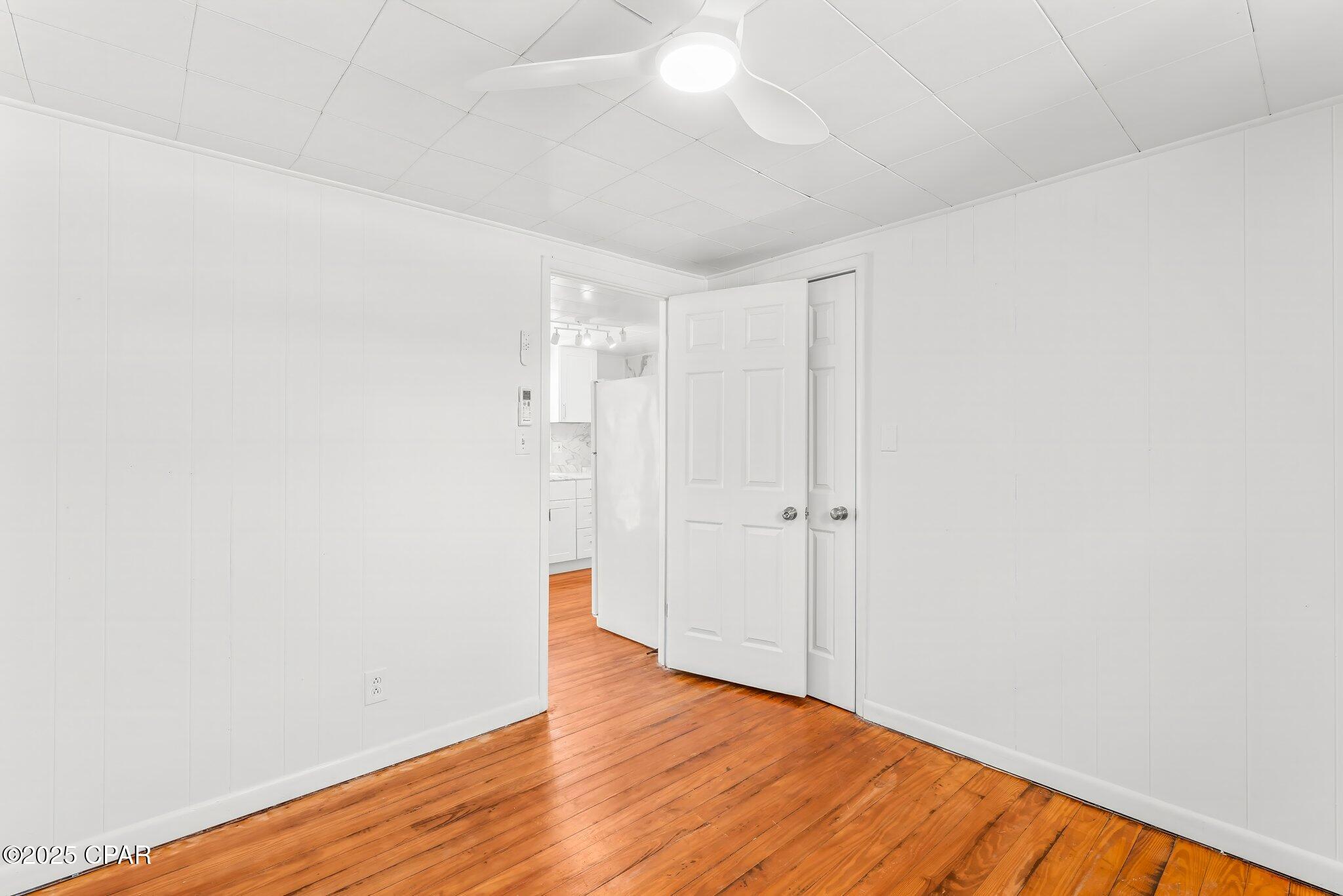 Image 14 For 6604 Beach Drive B