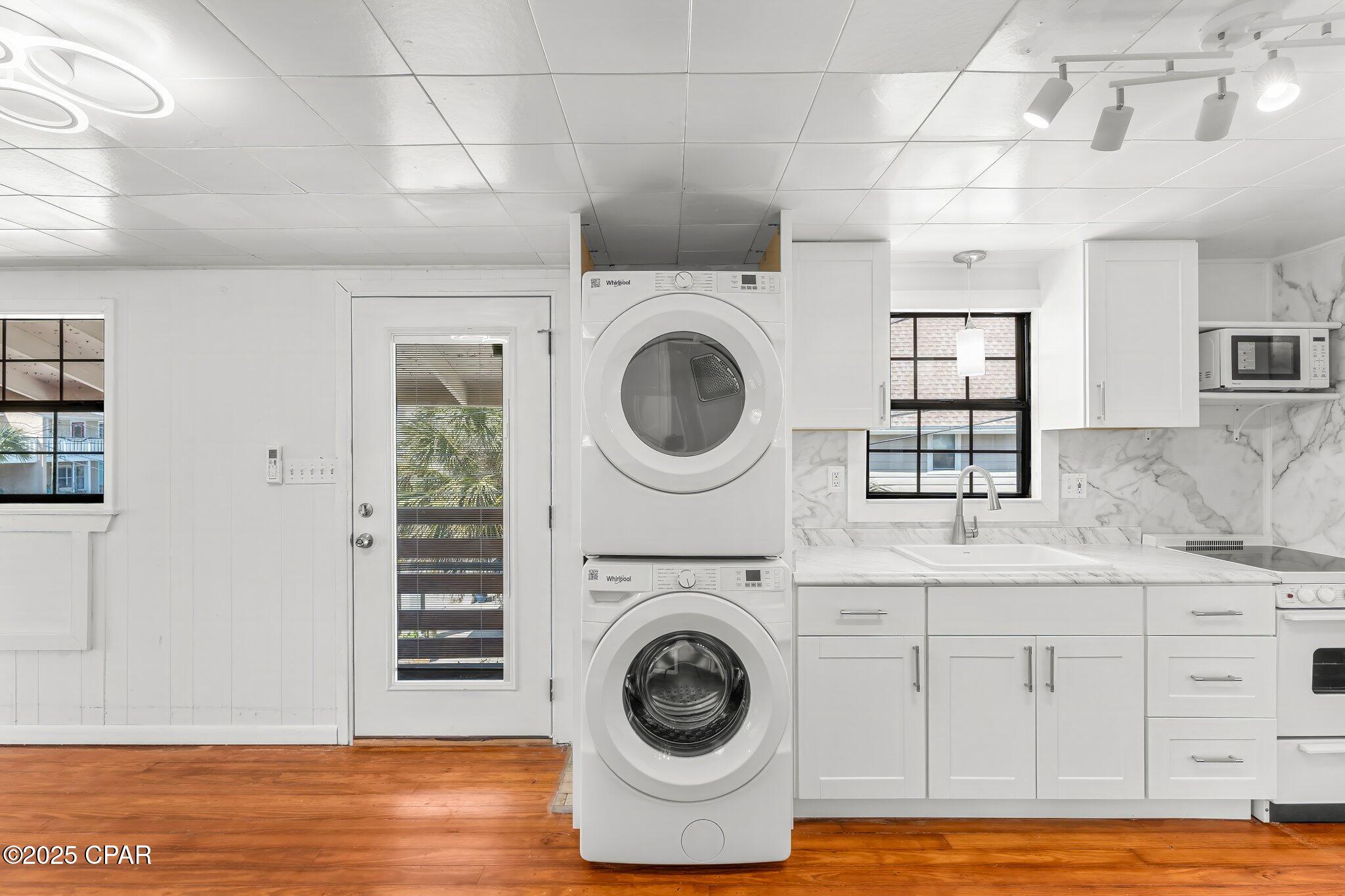 Image 15 For 6604 Beach Drive B