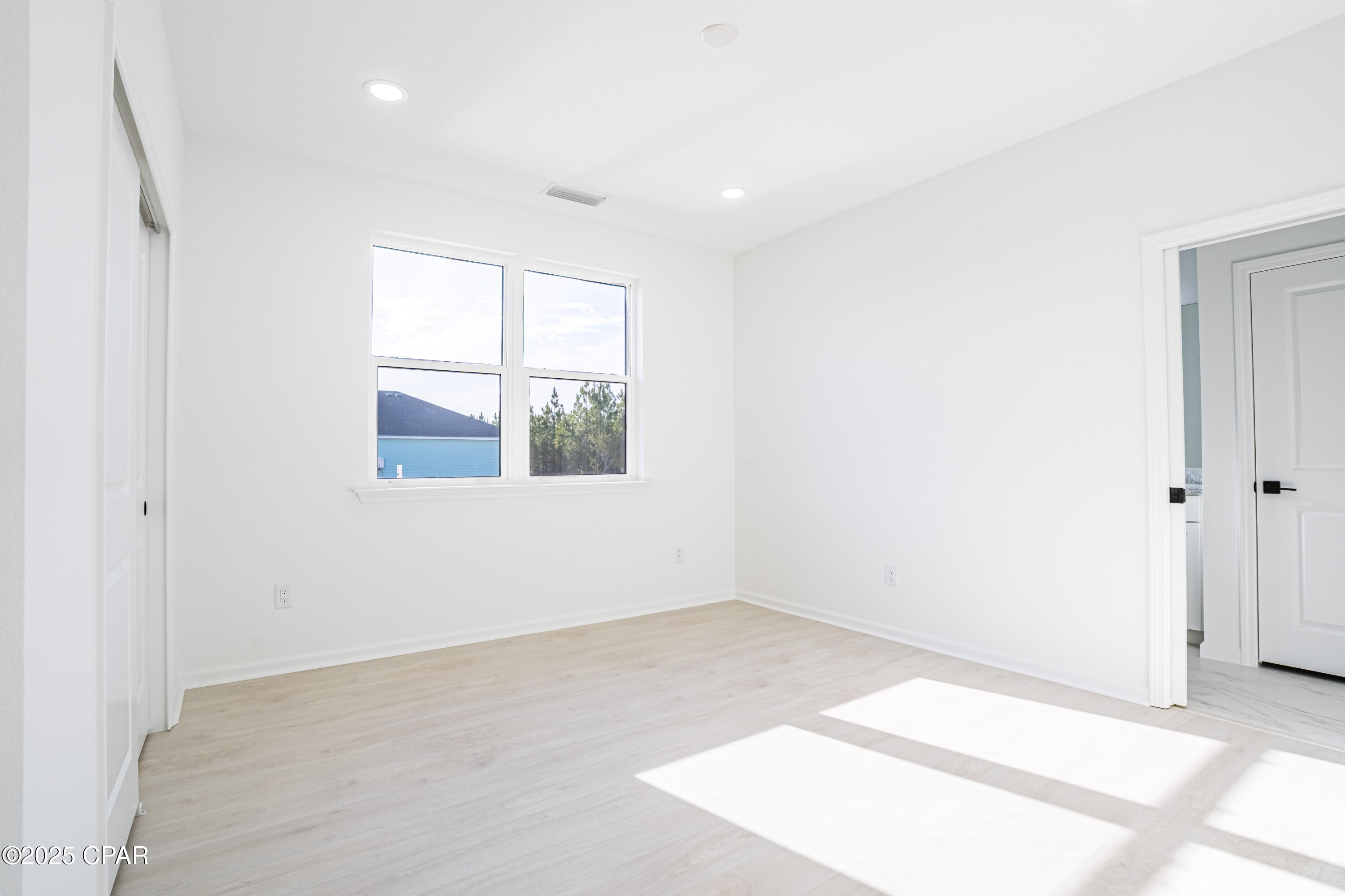 Image 18 For 9343 Escape Avenue