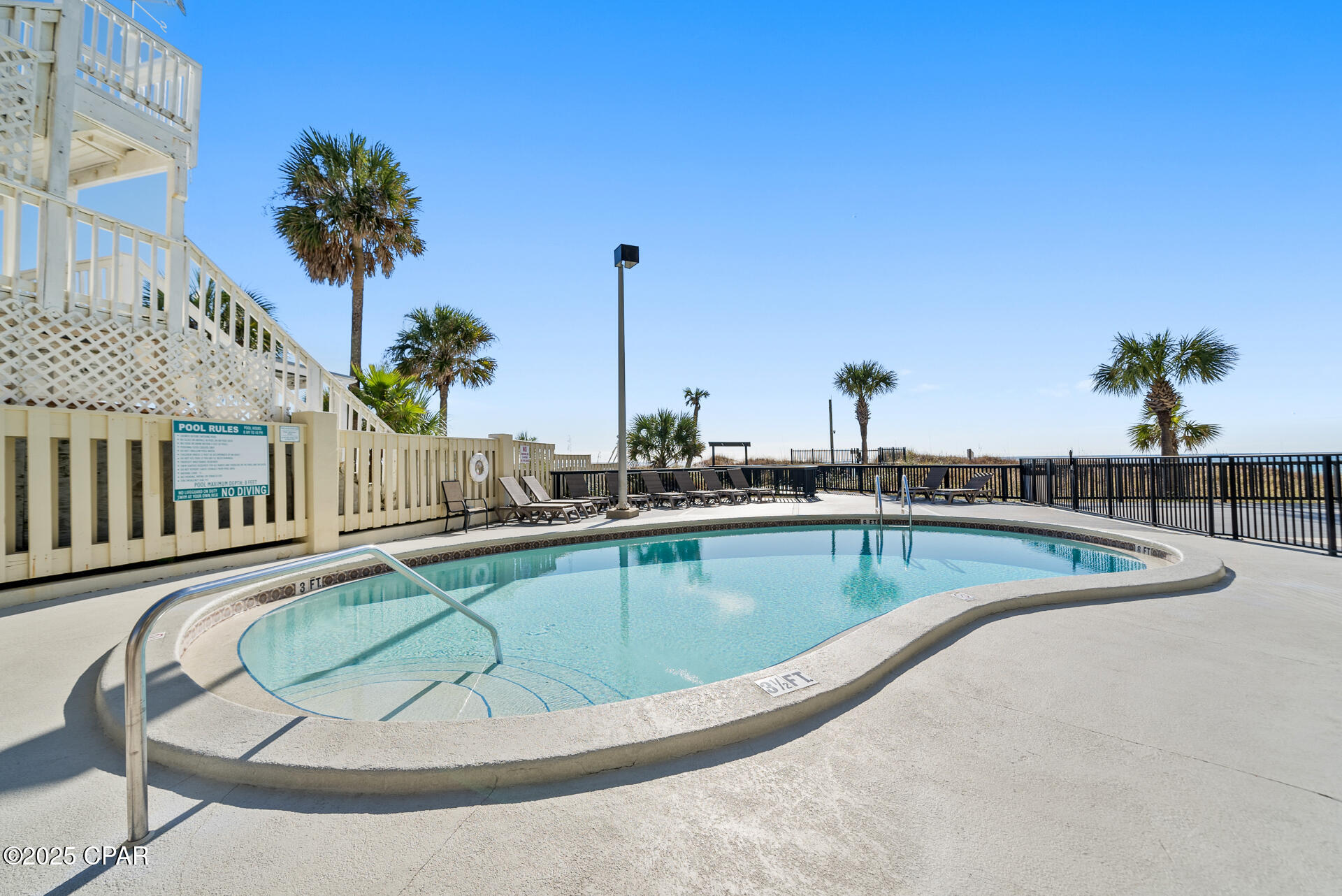 Image 22 For 9850 Thomas Drive 1212e