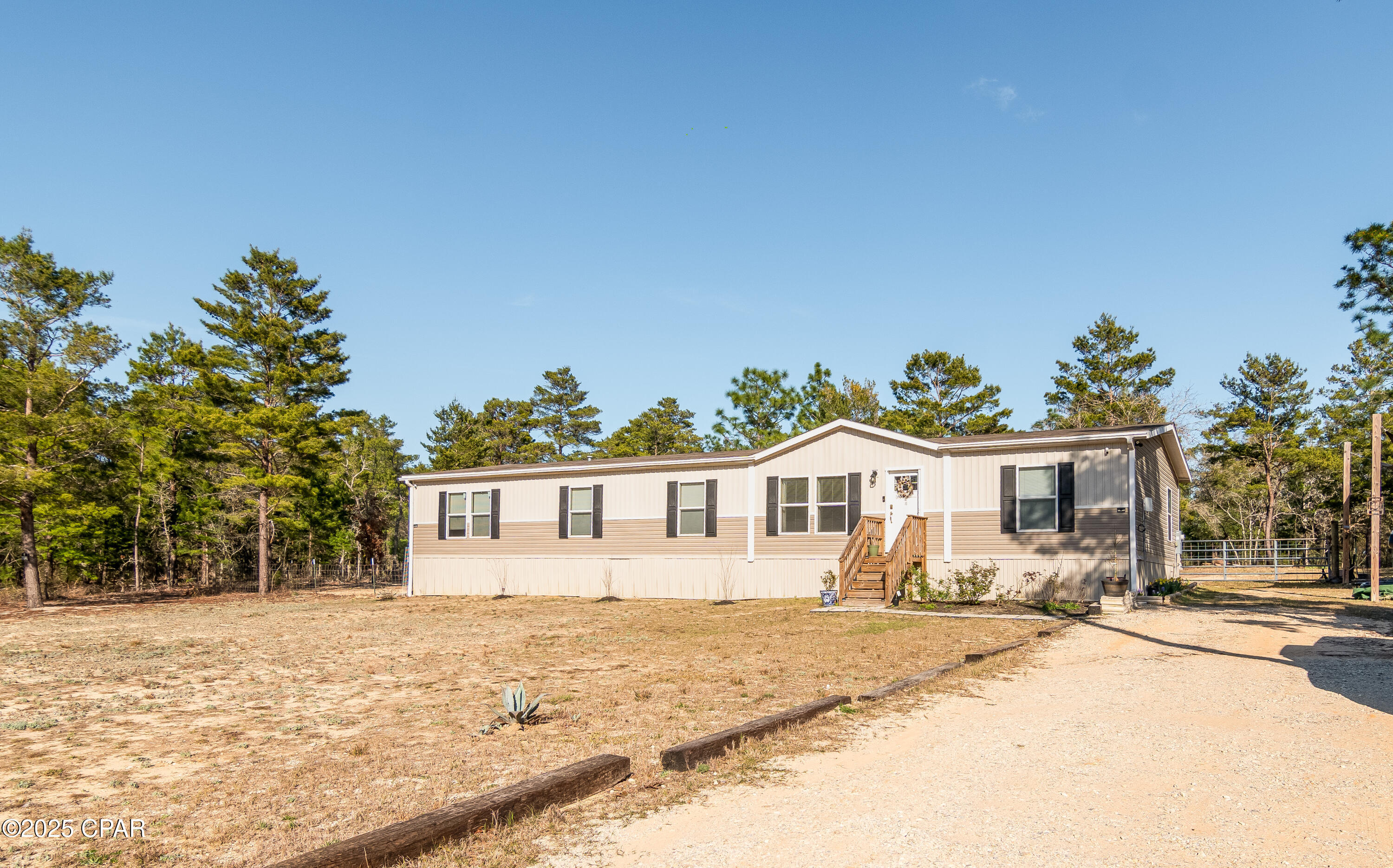 484 Hamlet Drive, Defuniak Springs, Florida image 1
