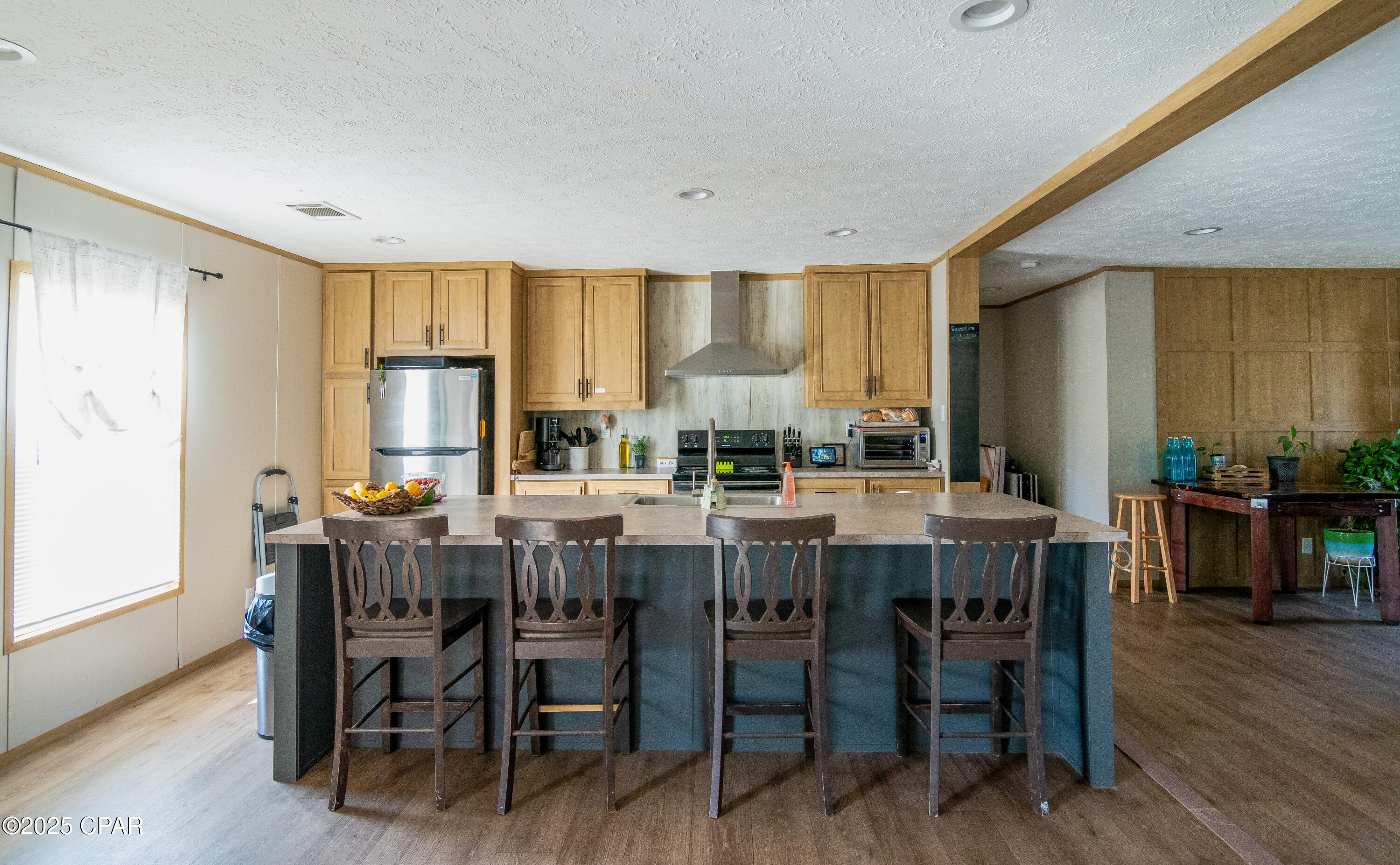 484 Hamlet Drive