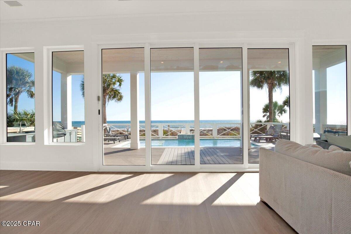 Image 11 For 13401 Oleander Drive