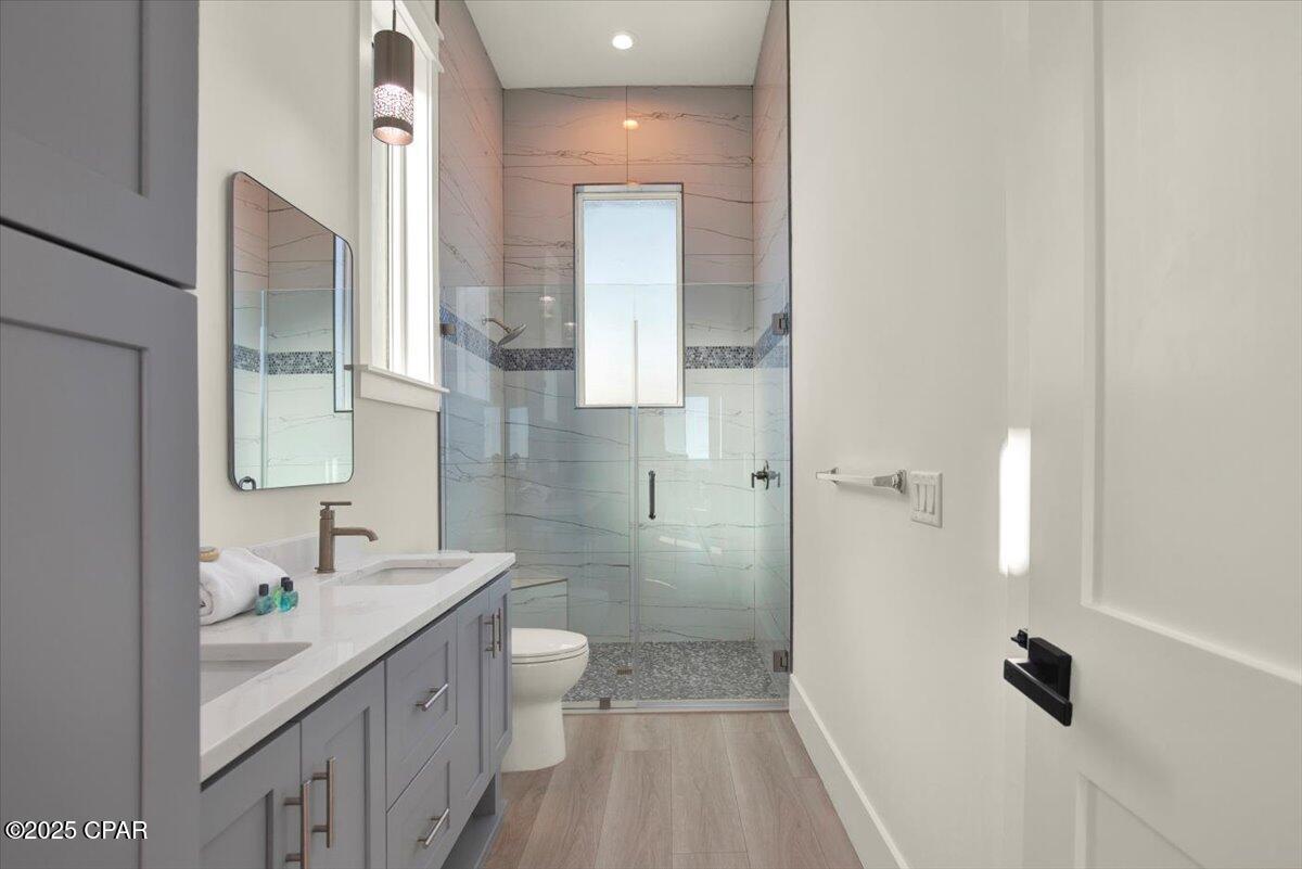 Image 25 For 13401 Oleander Drive