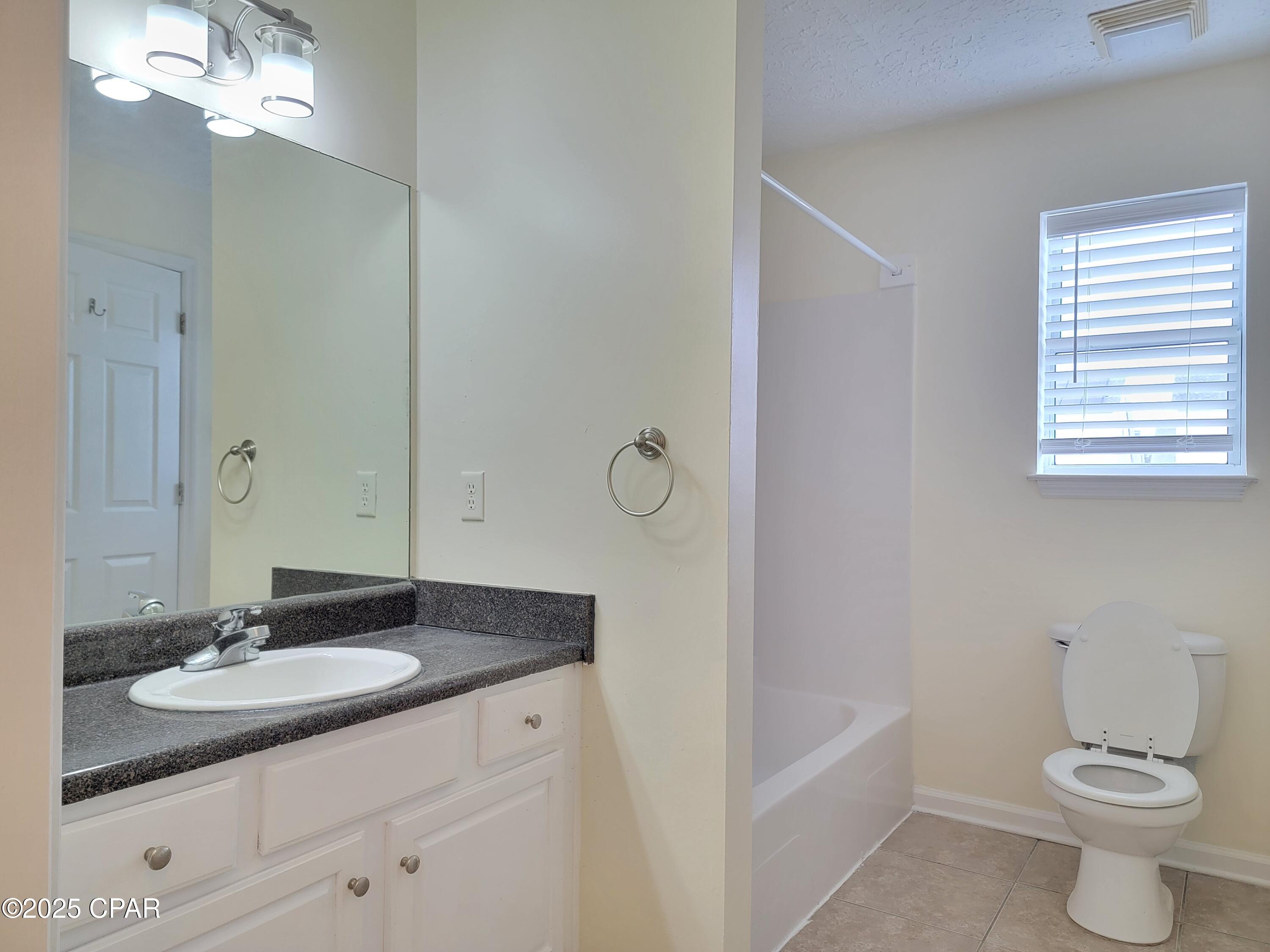 Image 8 For 122 Seagrass Way