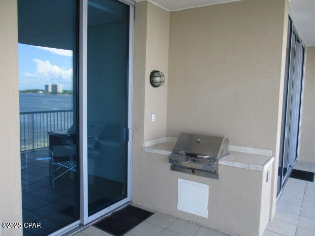 Listing photo id 10 for 6422 Highway 98  404