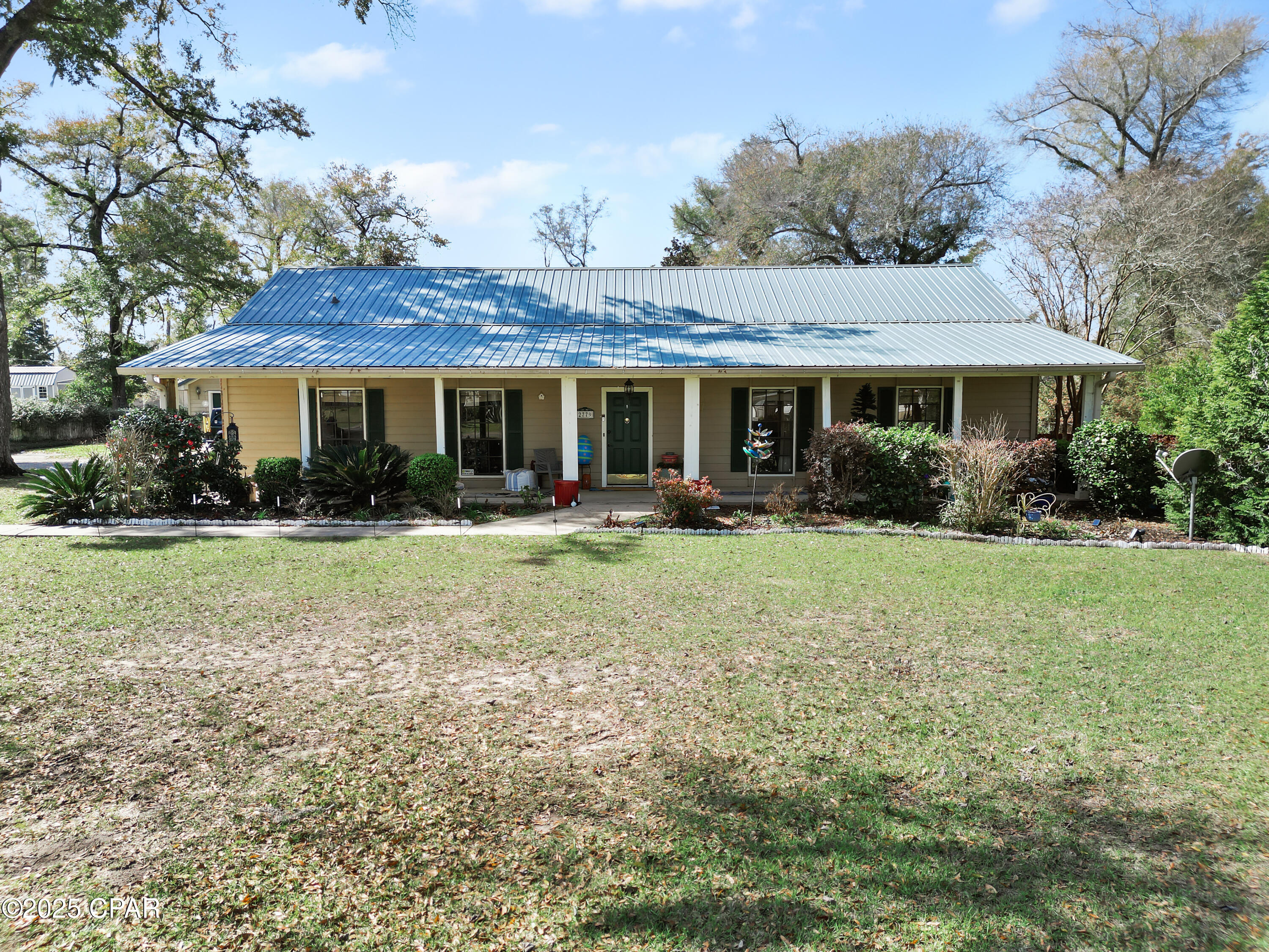 2779 Seminole Drive, Marianna, Florida image 2
