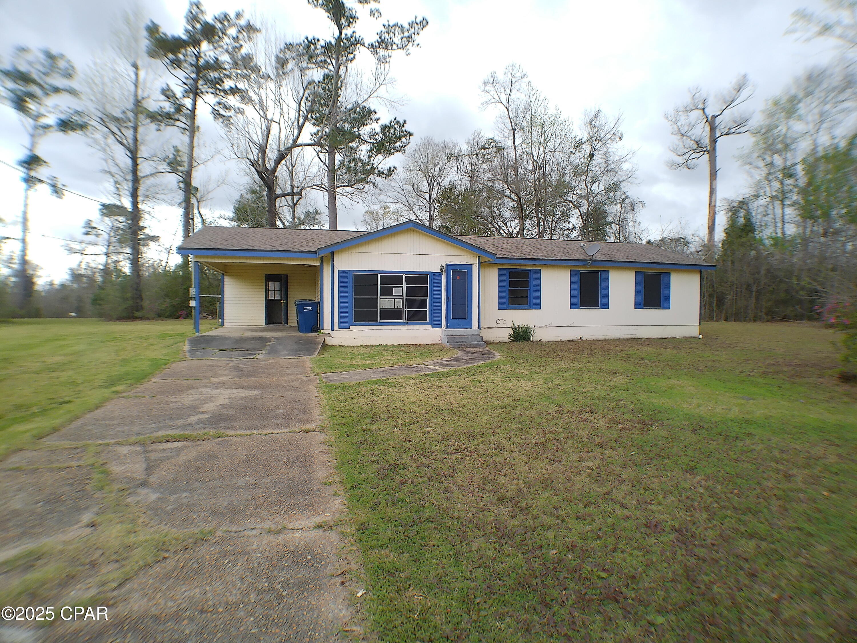16088 SE Johnson Street, Blountstown, Florida image 1