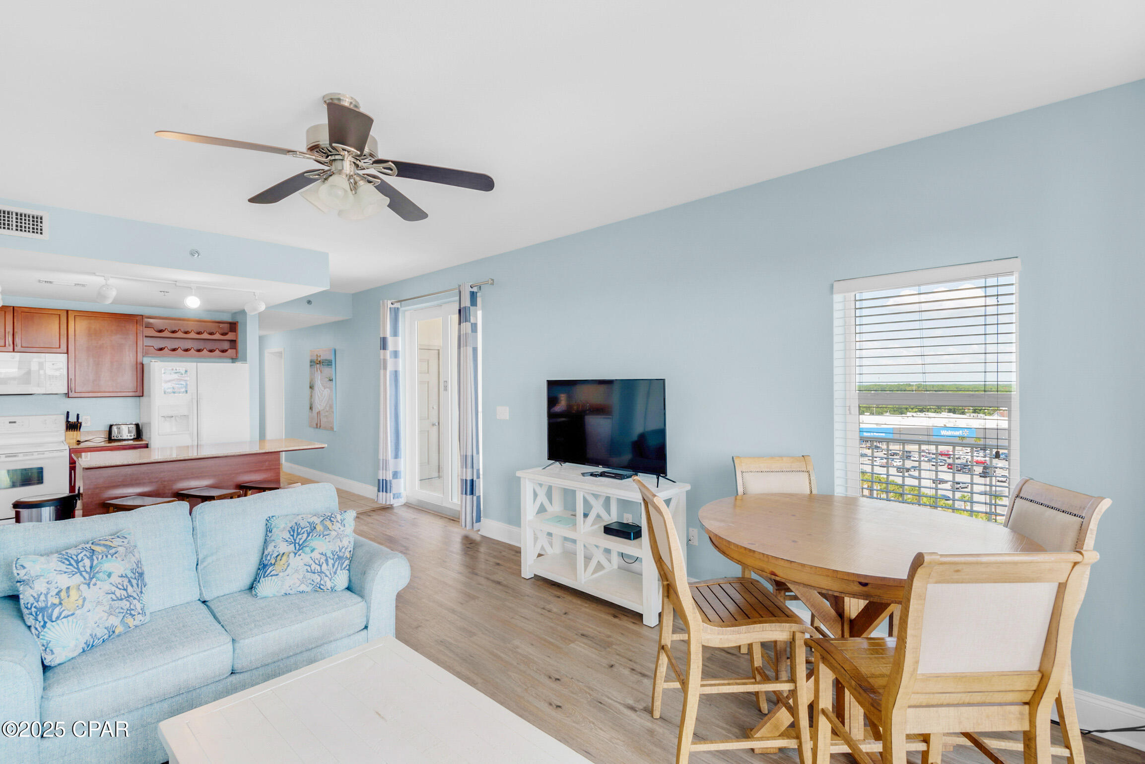 Image 14 For 9902 Thomas Drive 838