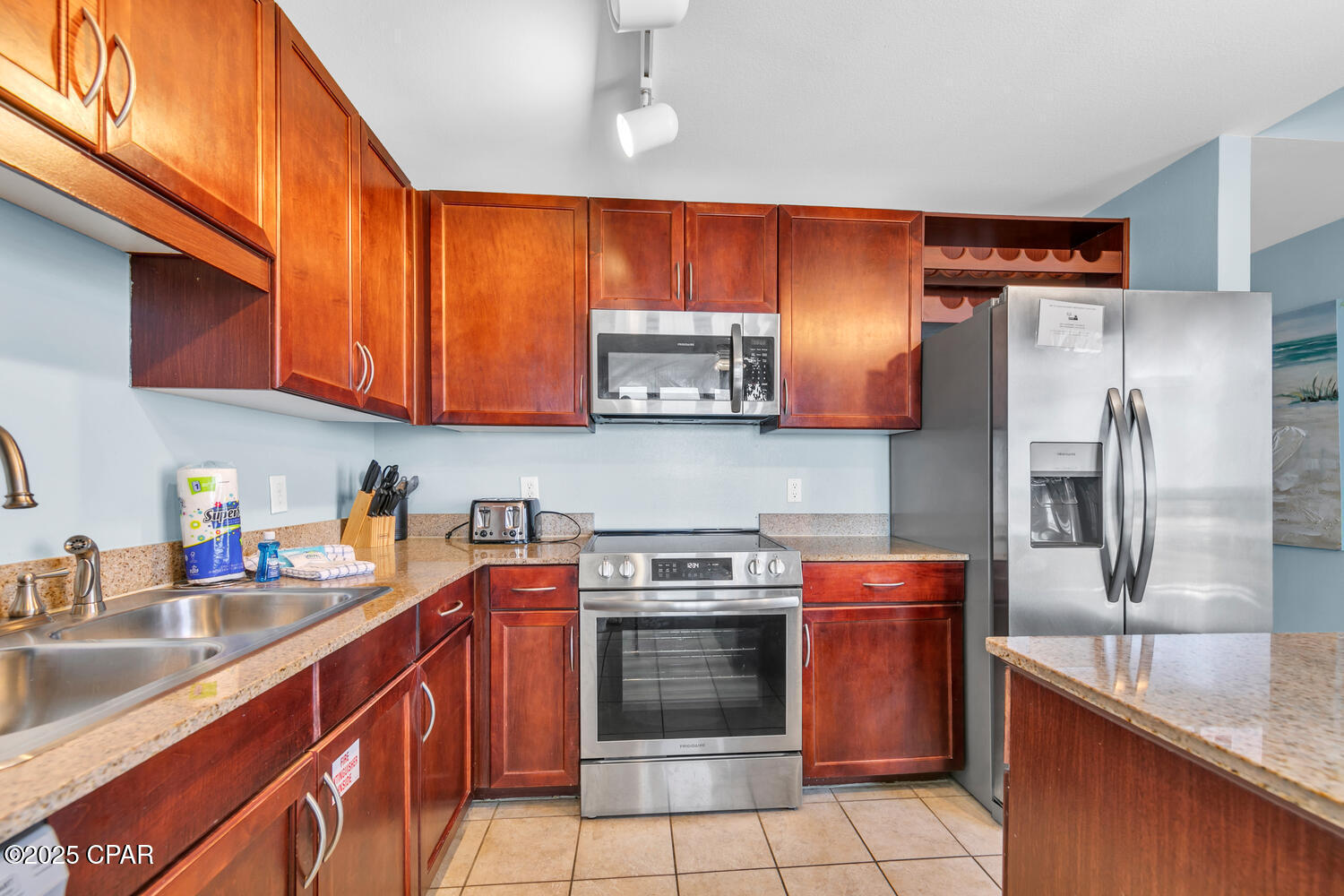 Image 7 For 9902 Thomas Drive 838
