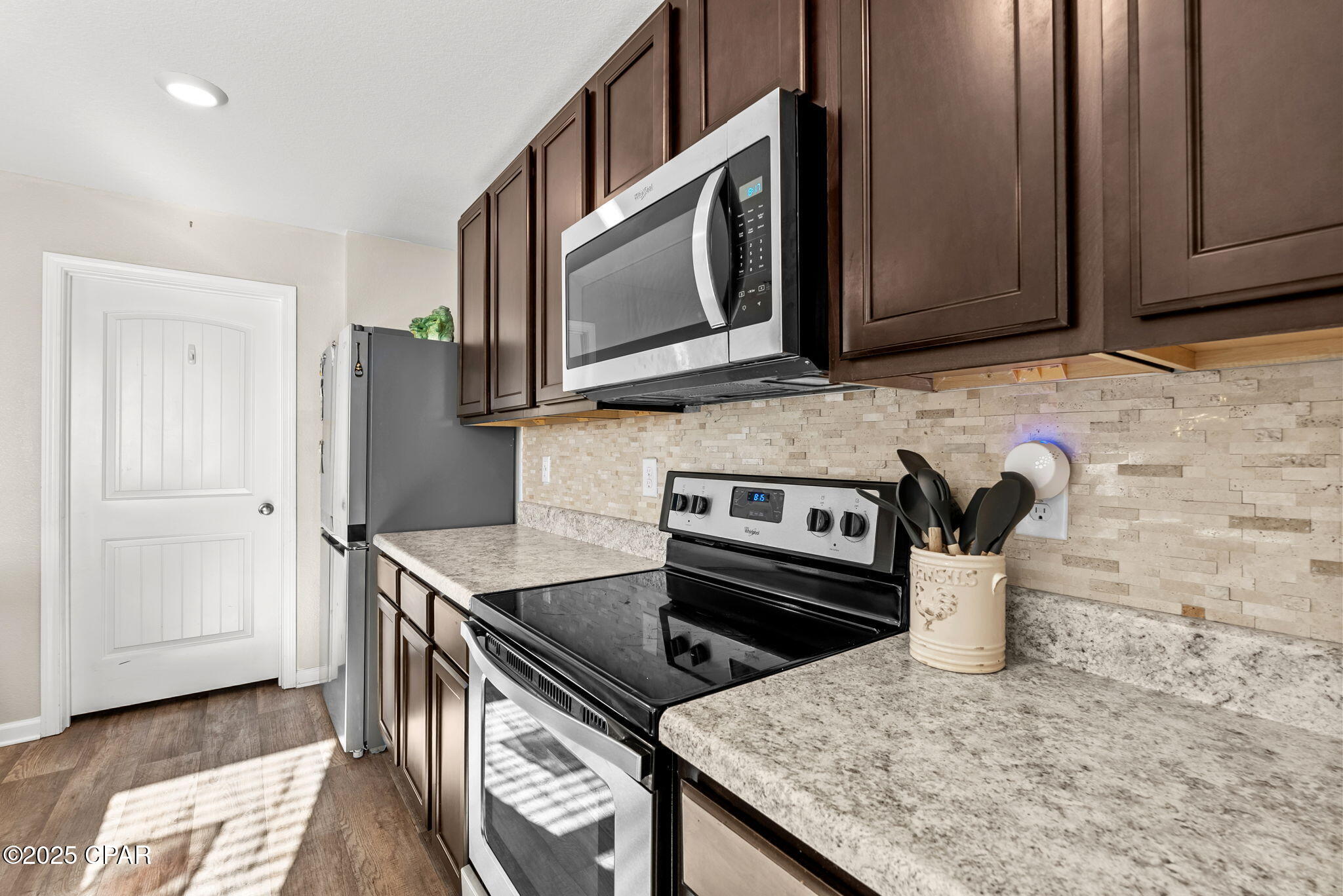 Image 13 For 7119 Penn Way