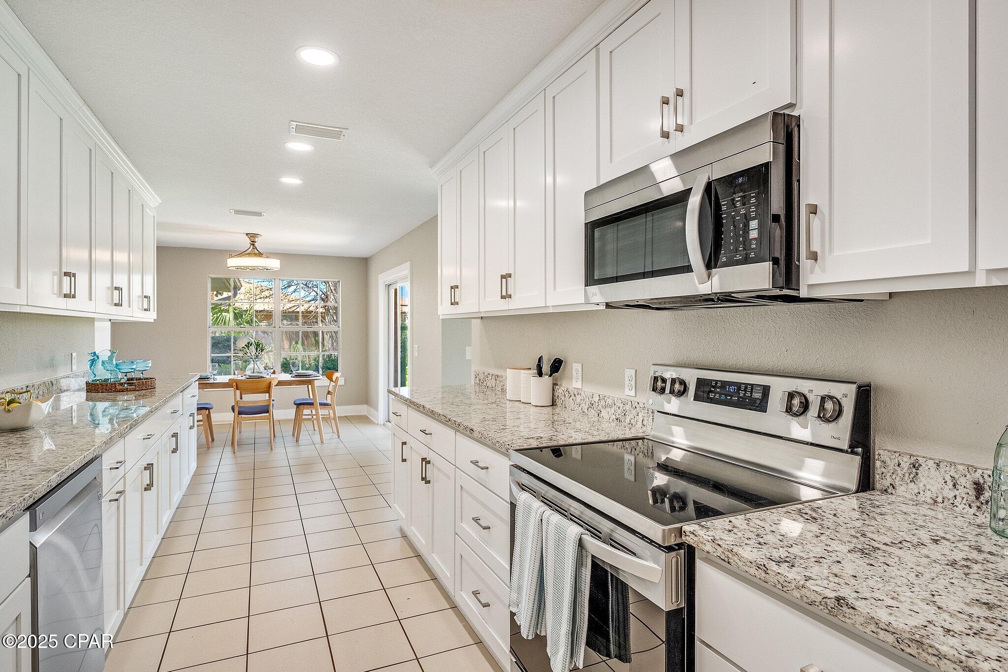 1428 Bluegrass Lane, Lynn Haven, Florida image 16