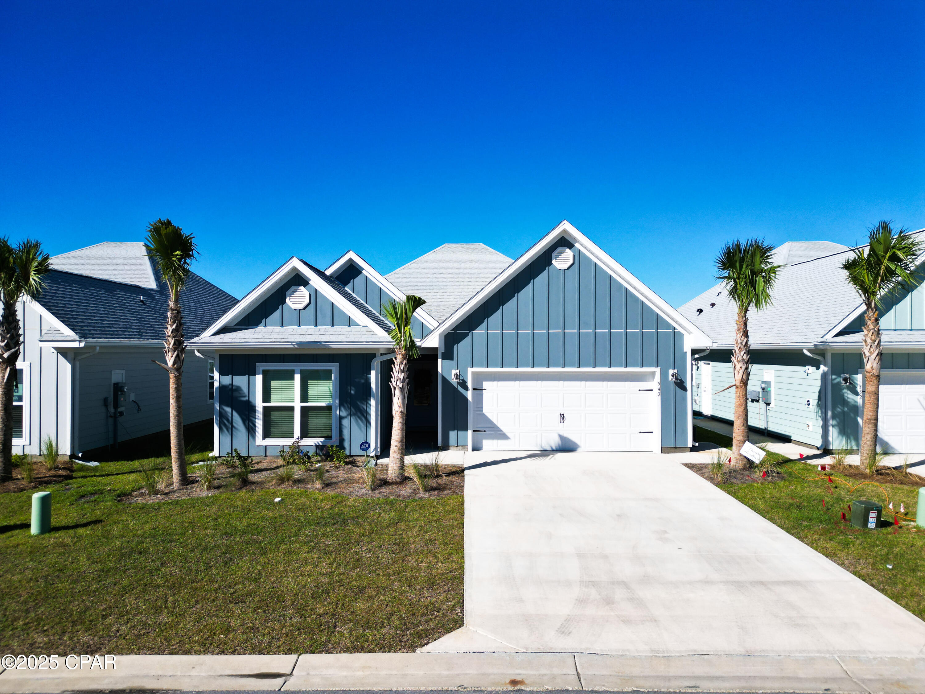 542 Vermilion Circle