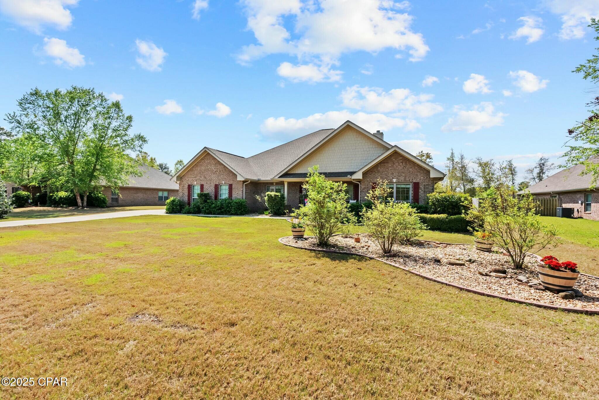 Image 4 For 116 Lake Merial Boulevard