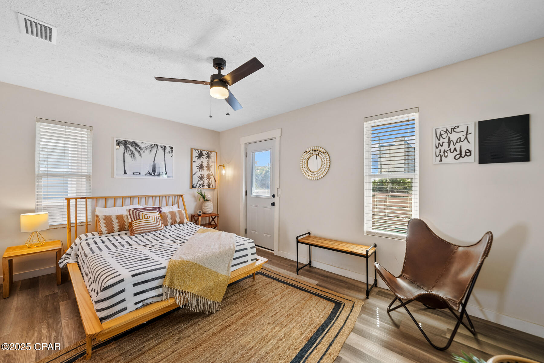 Image 6 For 5812 Beach Drive B