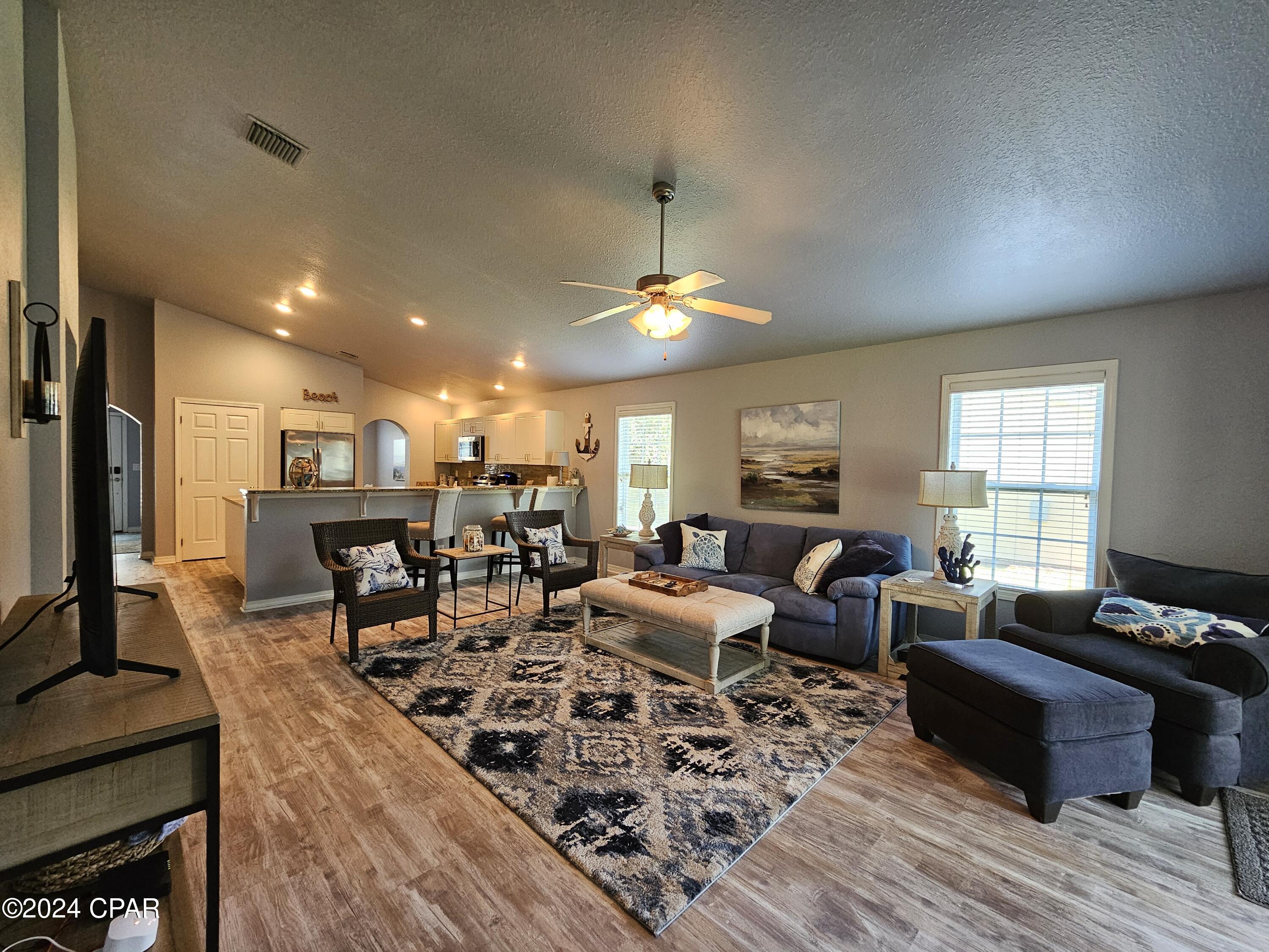 Image 9 For 203 Brunswick Boulevard