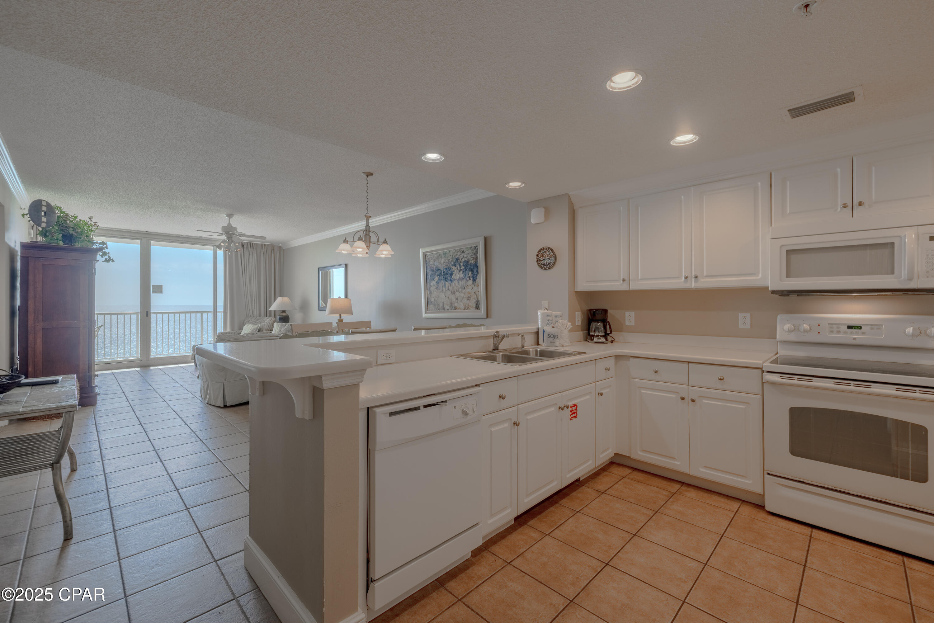 Image 9 For 10811 Front Beach Road 1608
