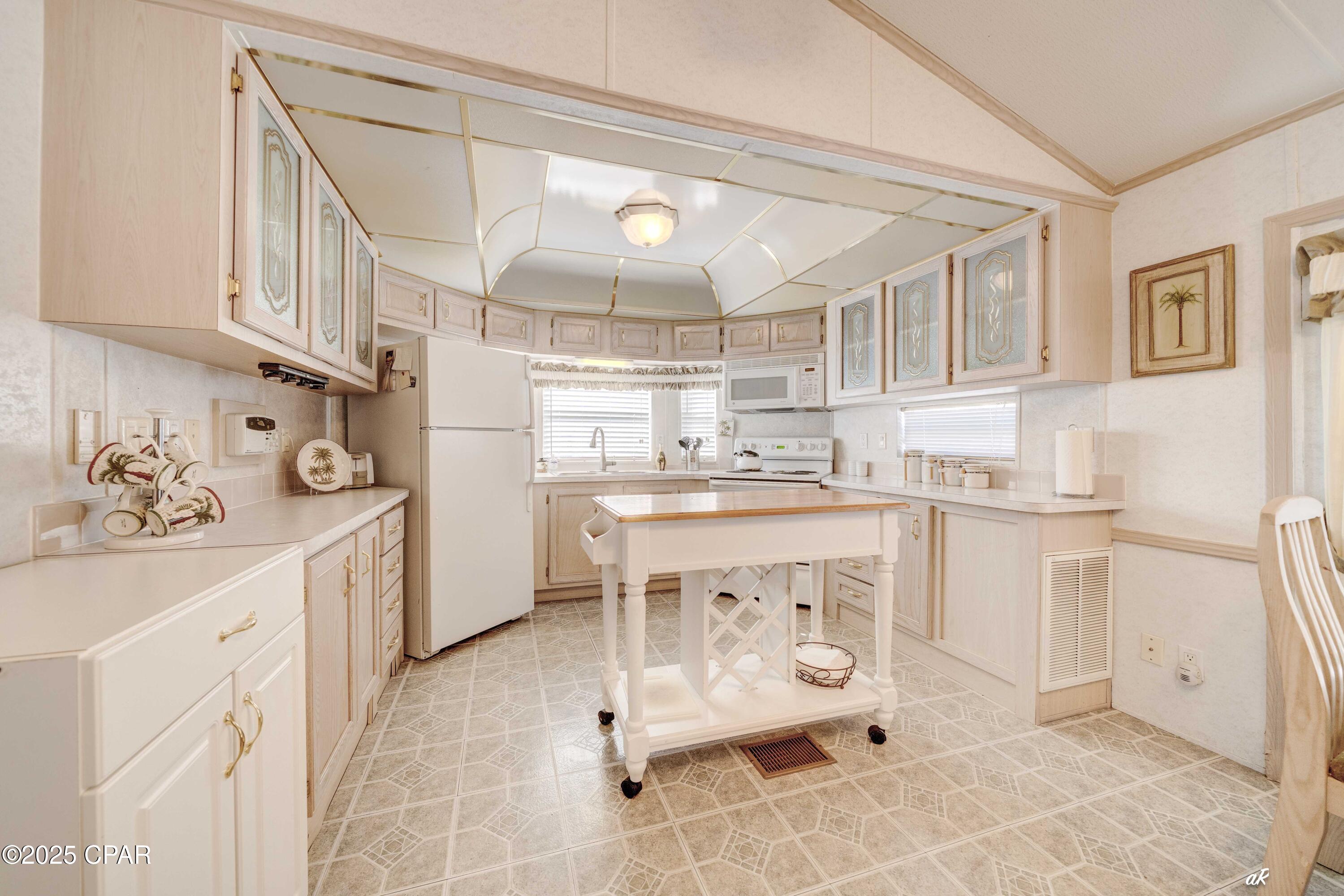 1219 Thomas Drive #105, Panama City Beach, Florida image 11