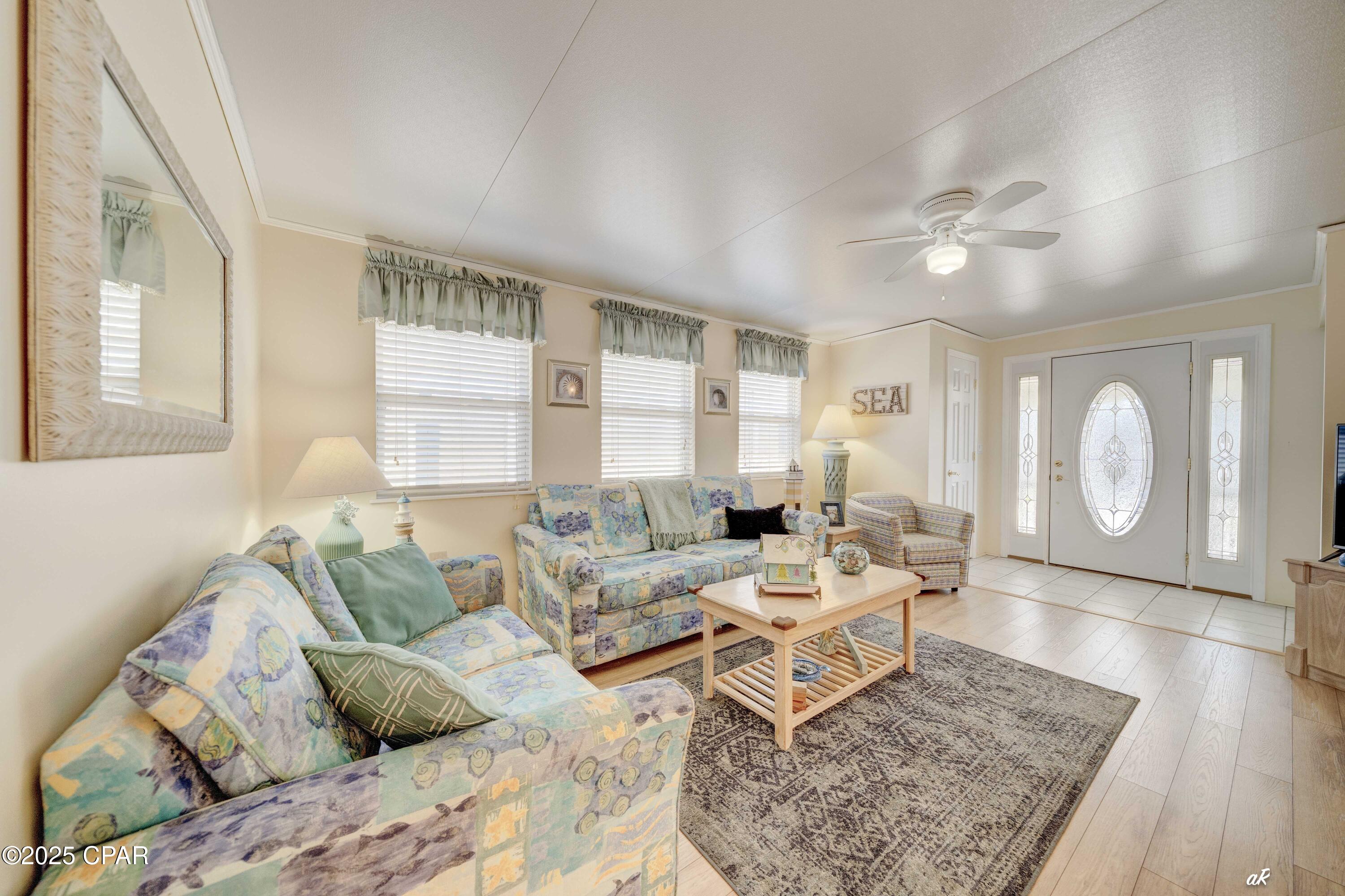 Image 6 For 1219 Thomas Drive 105