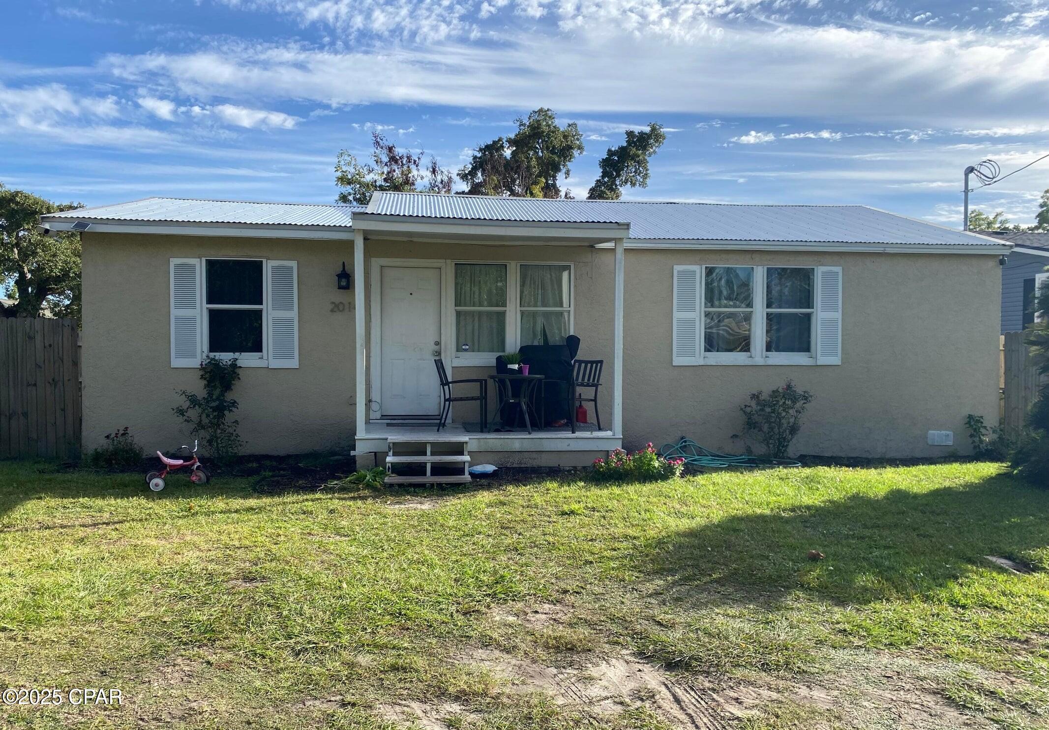 Details for 2014 8th Court, Panama City, FL 32401