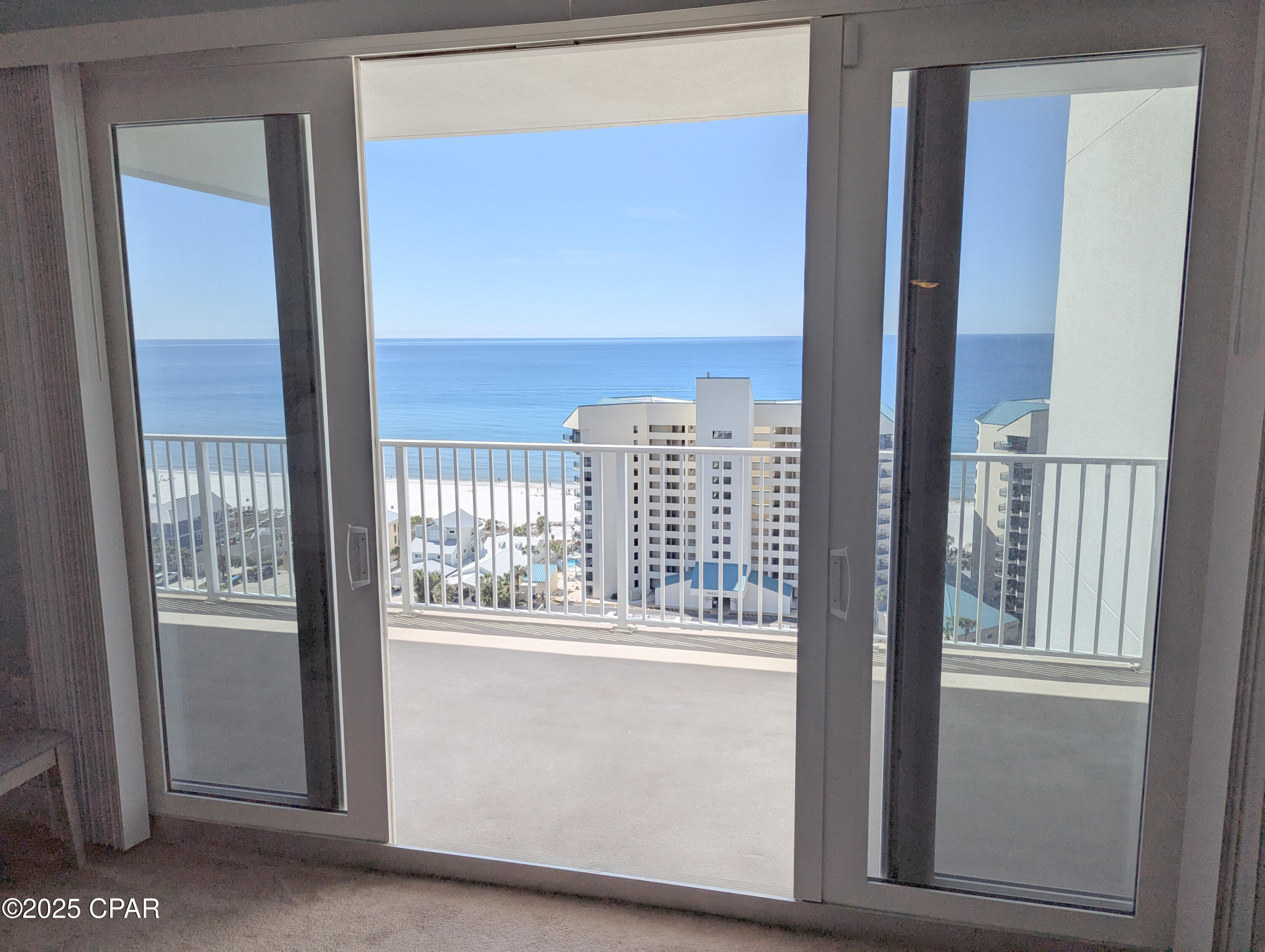 Listing photo id 25 for 9860 Thomas Drive 1511