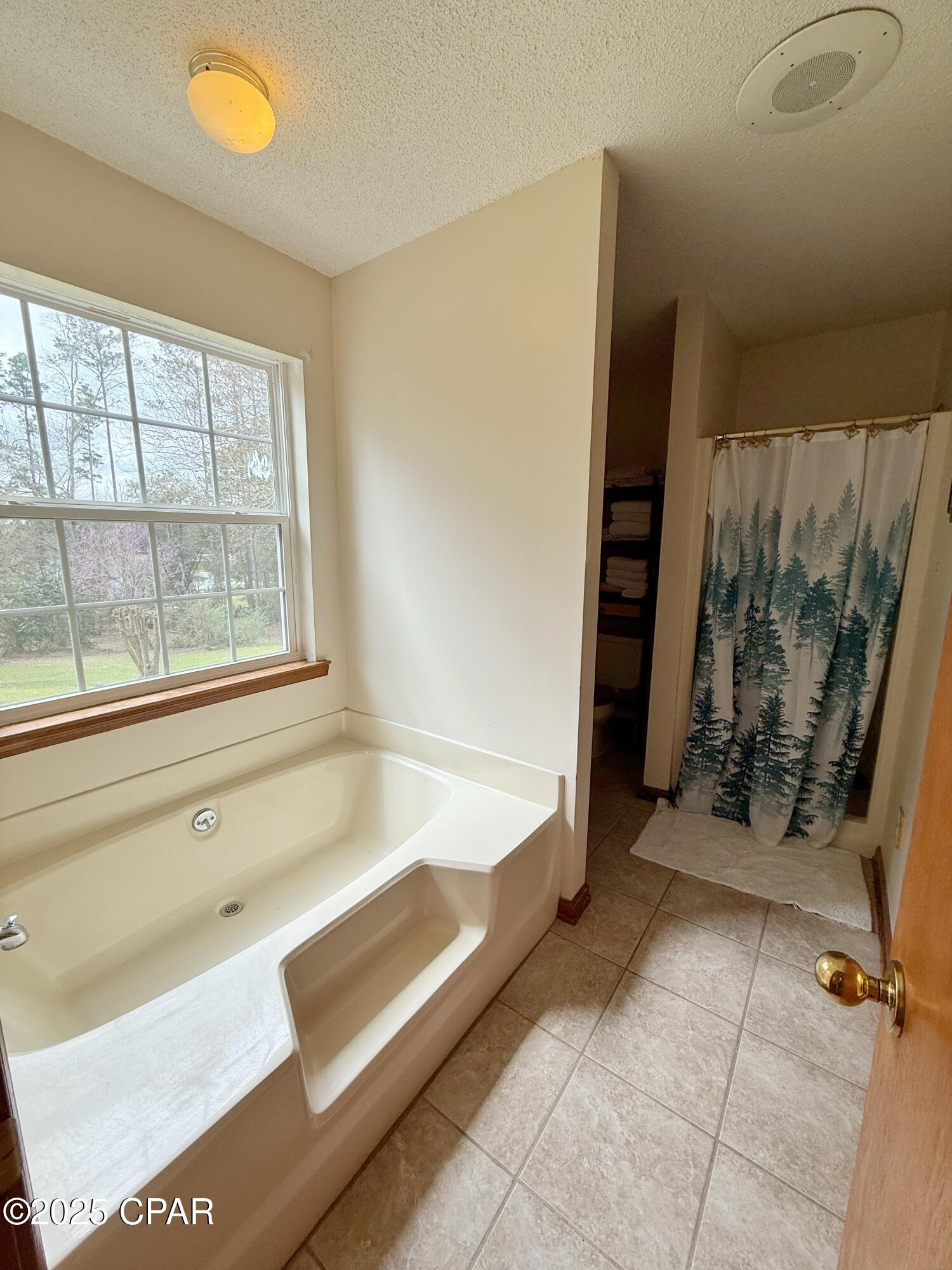 Image 20 For 4651 River Drive